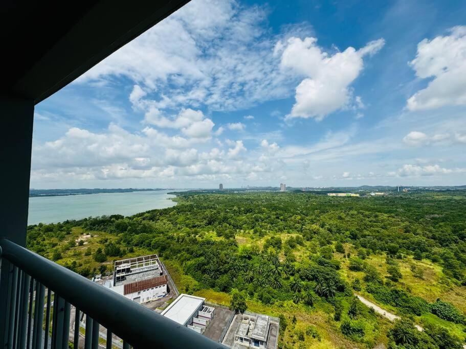 Studio Apartment with Sea View
