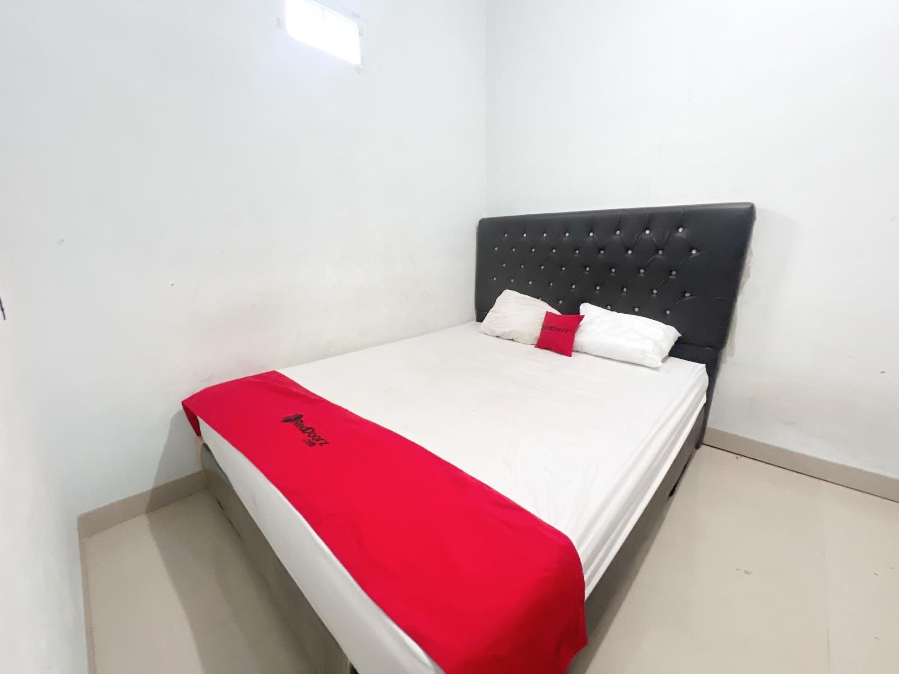 Standard Double Room photo 3