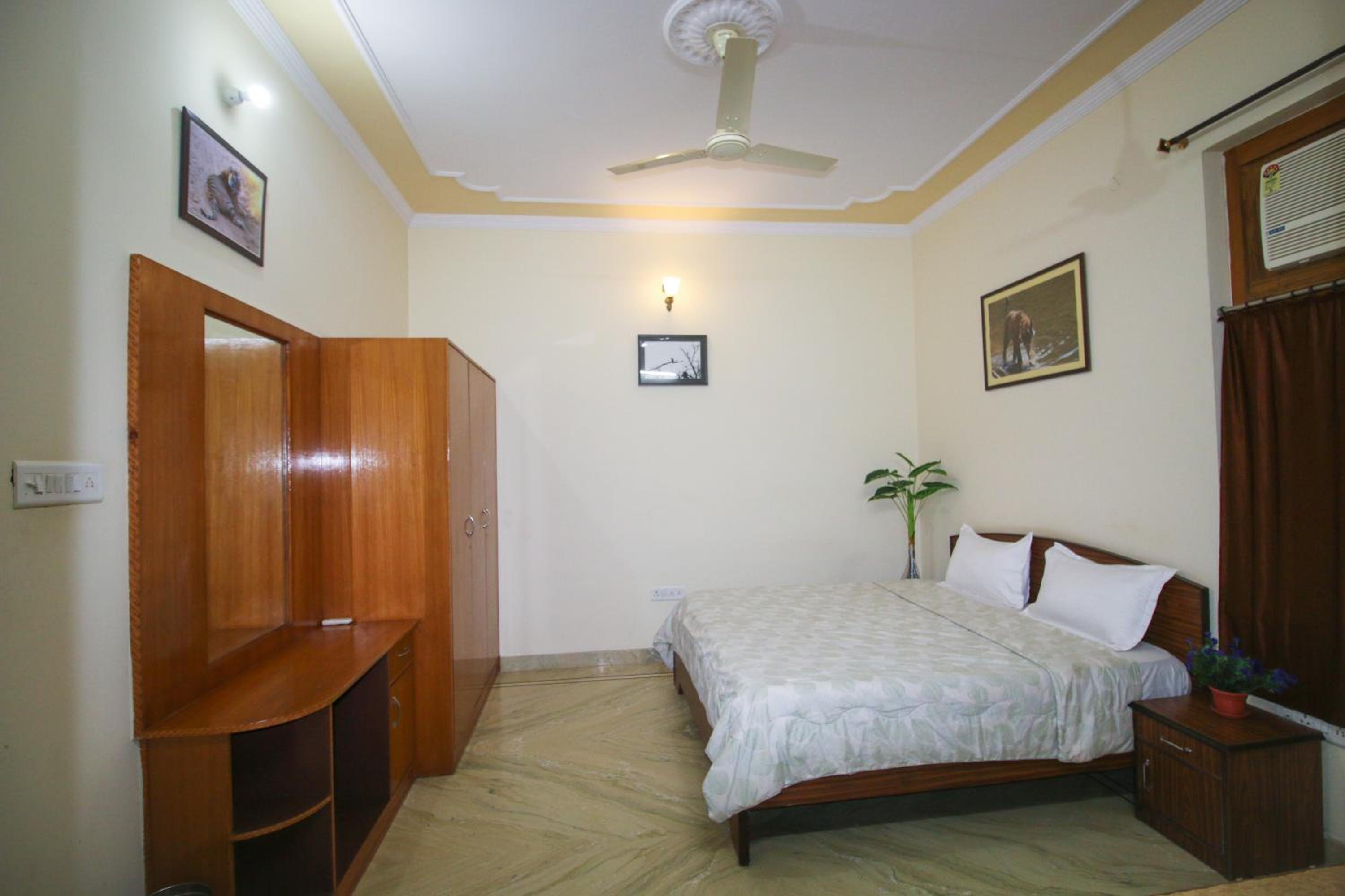 Deluxe Room - Photo 4
