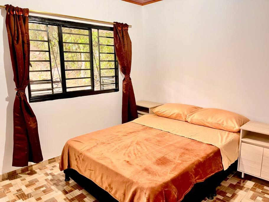 Three-Bedroom Vacation Home  photo 1