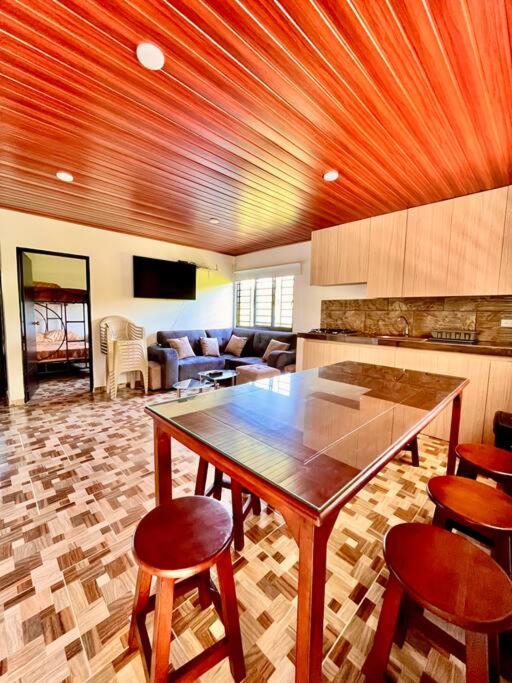 Three-Bedroom Vacation Home  photo 2