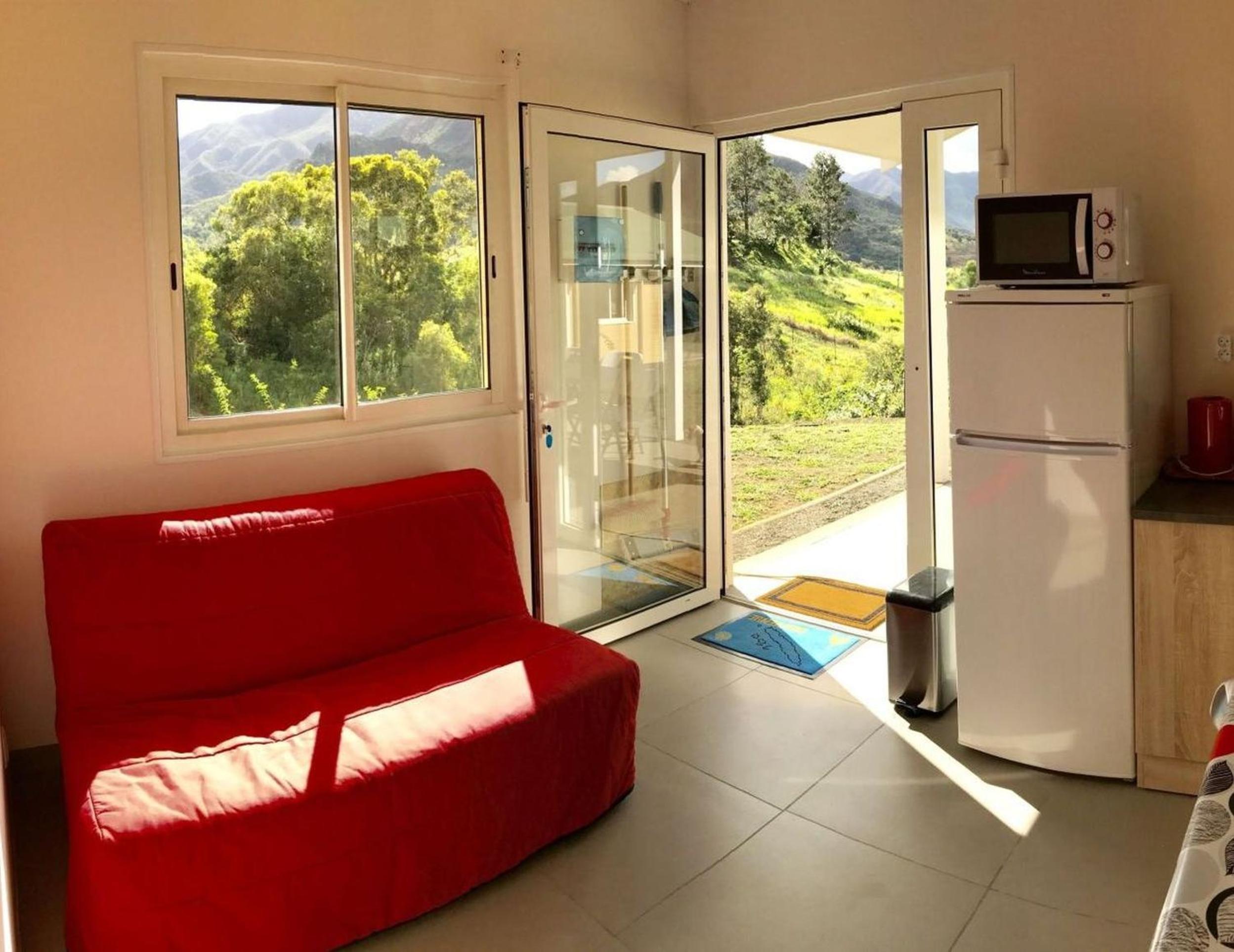 Two-Bedroom House (6 Adults) photo 3
