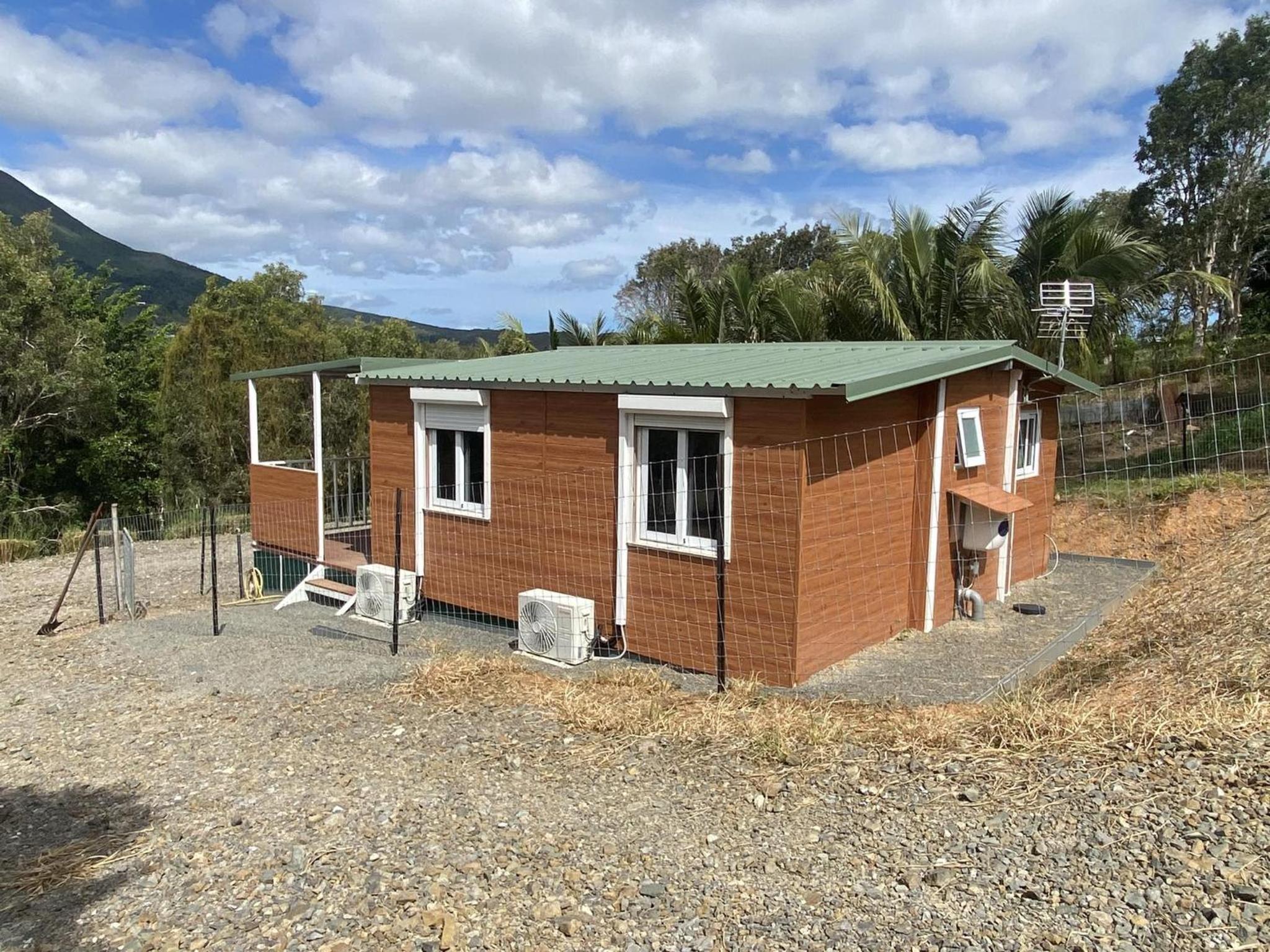 Two-Bedroom House photo 2