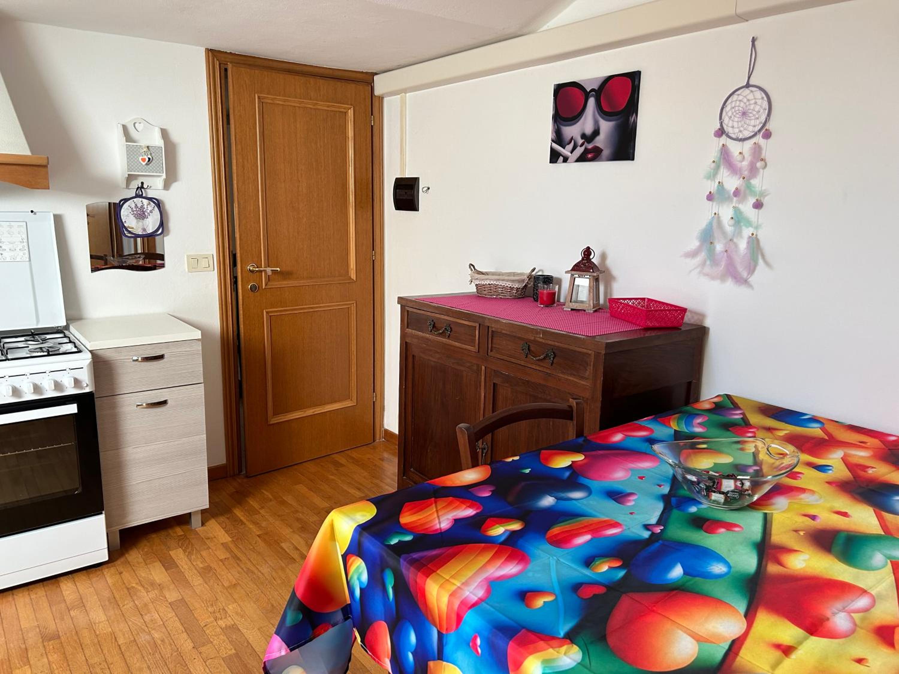 One-Bedroom Apartment photo 2