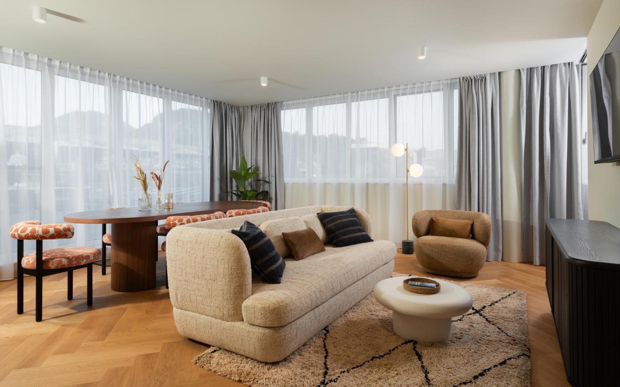 Three Bedroom Penthouse with Terrace