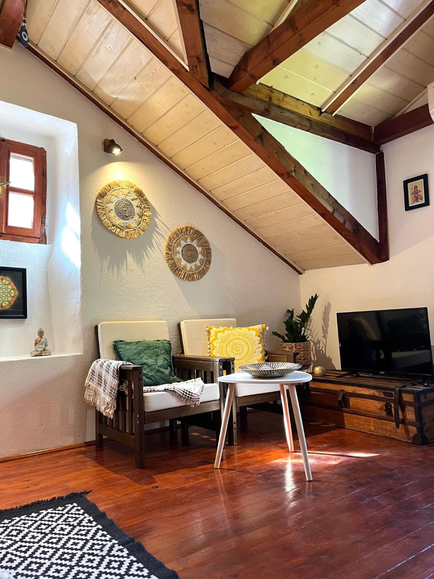 Double Room with Mountain View