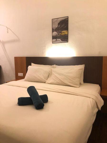 Standard King Room - Photo 2