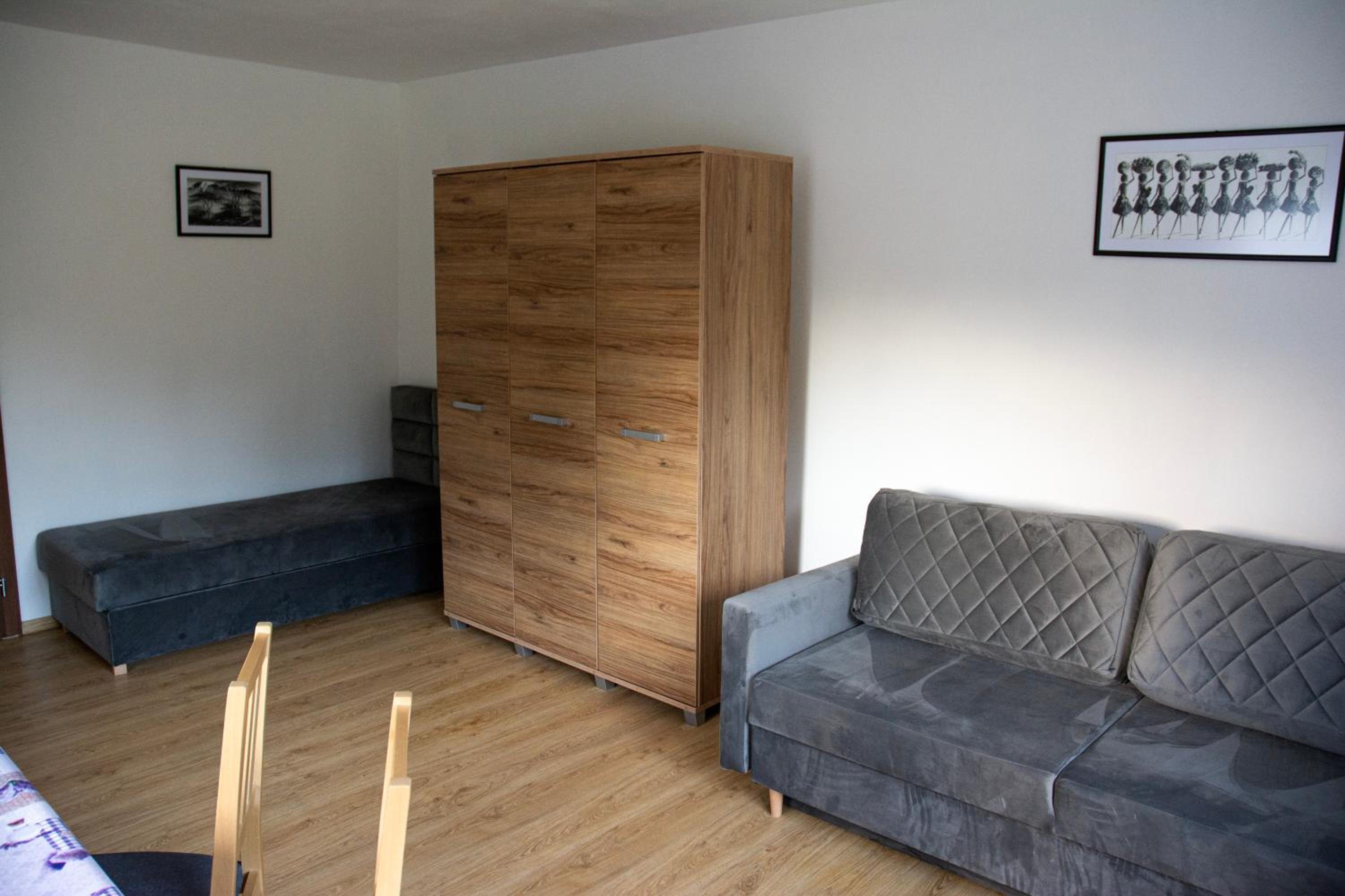 Family Room photo 2