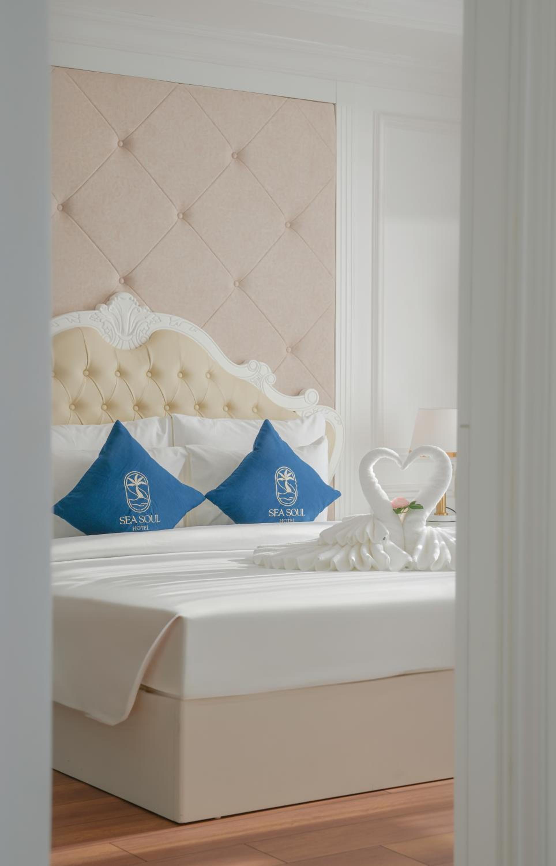 Suite with Sea View - Photo 9