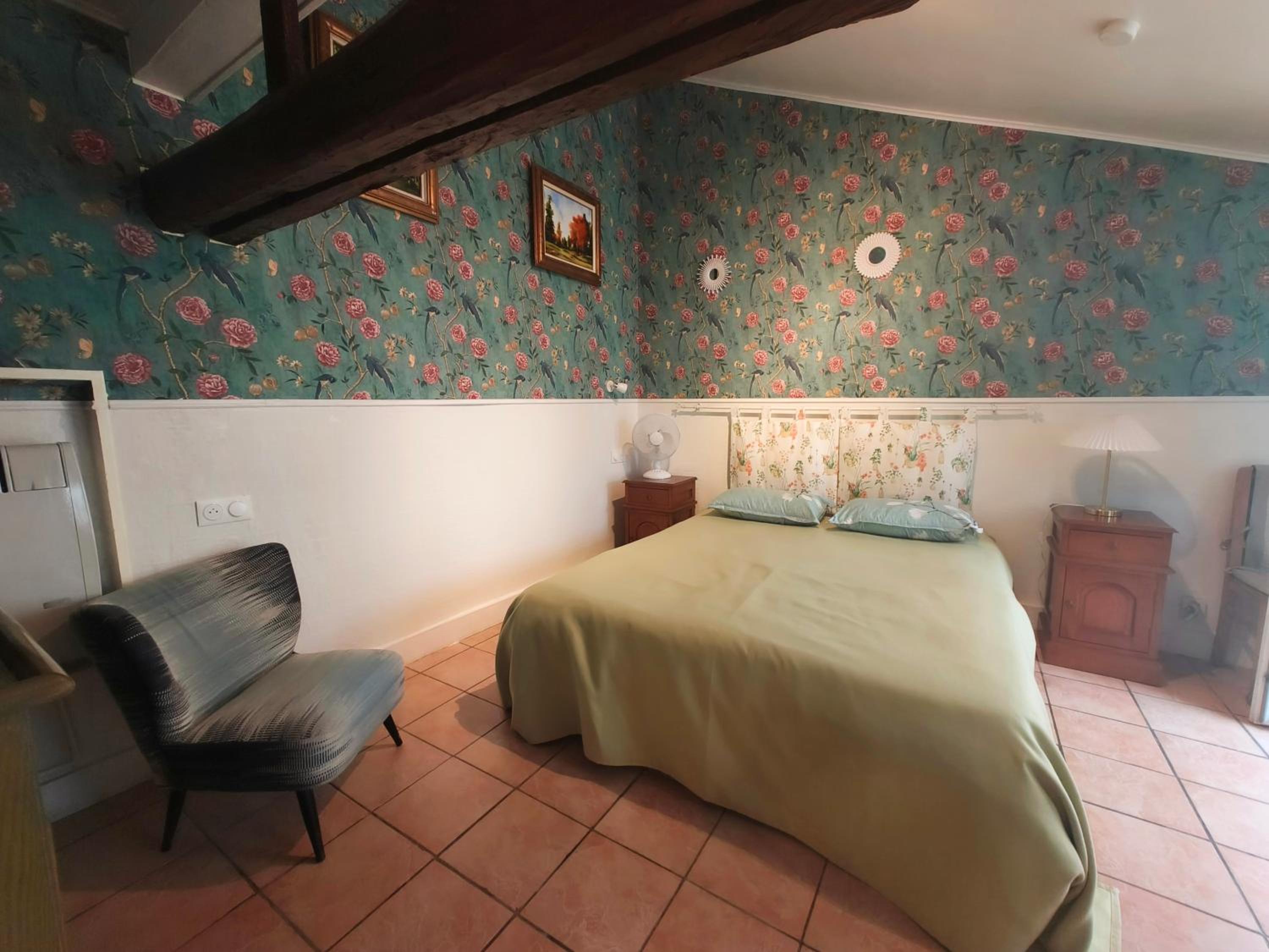 Double Room With Bathroom (Bath And Shower) - Pastel - Photo 9