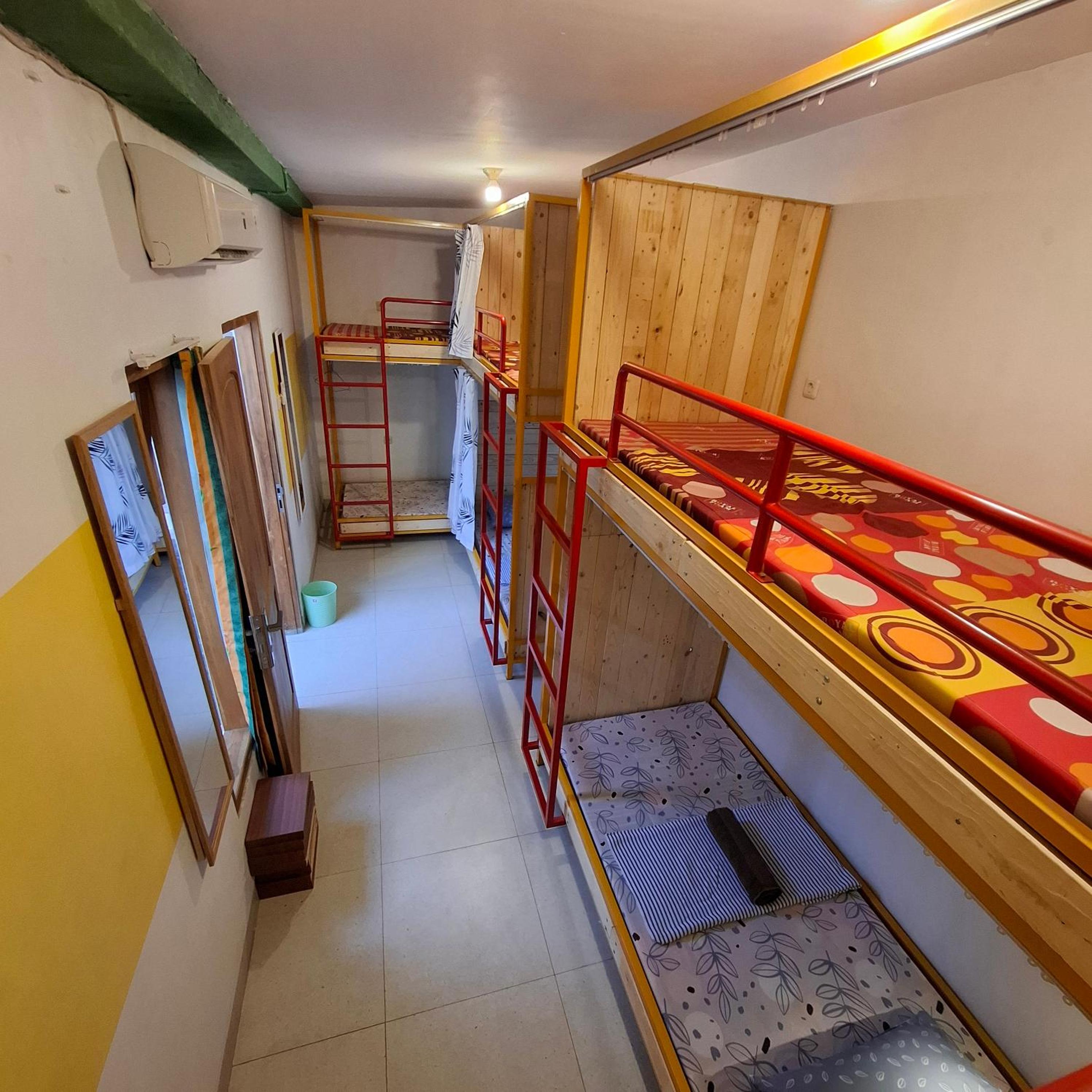 Single Bed in Mixed Dormitory Room photo 3