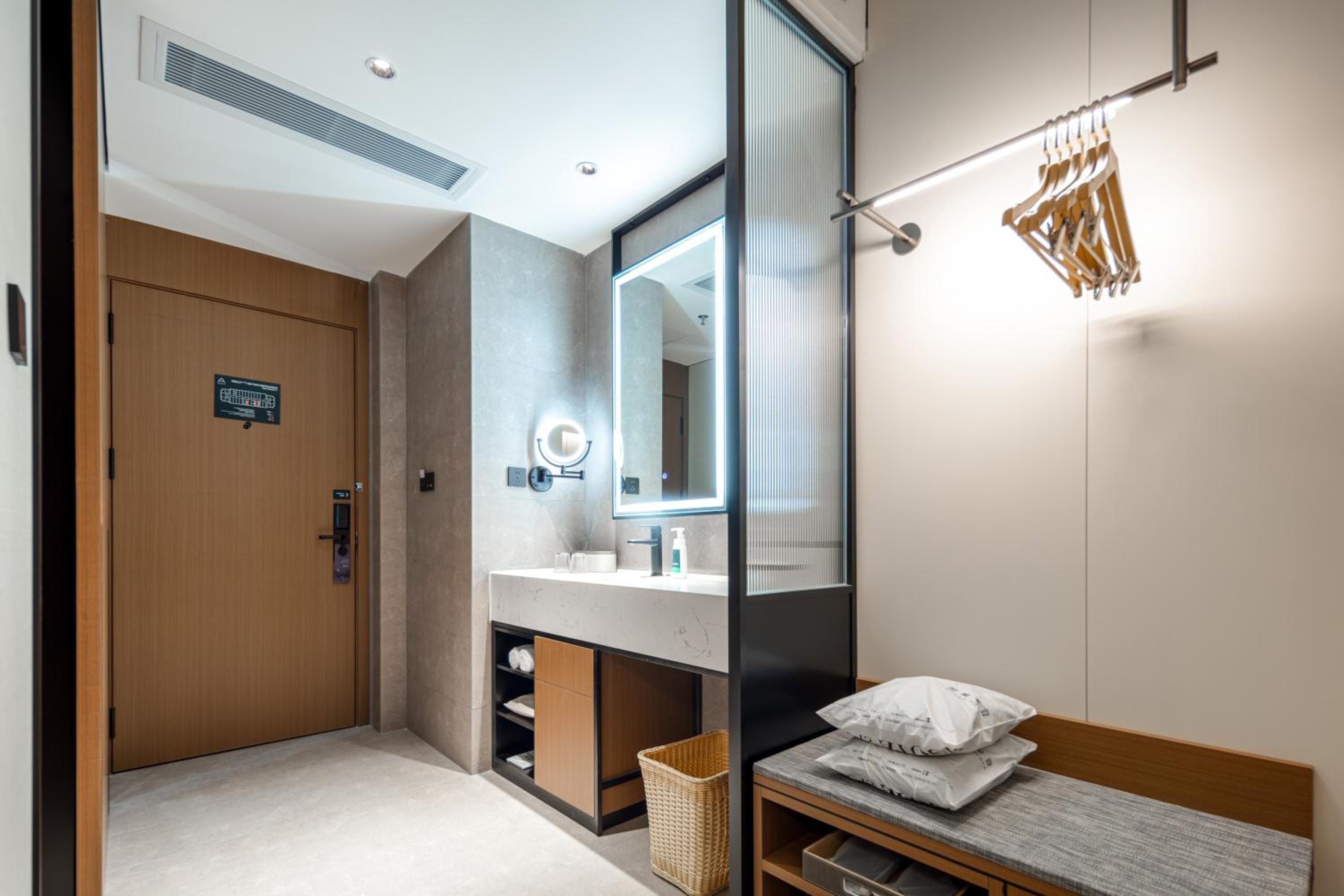 Jimu Twin Room