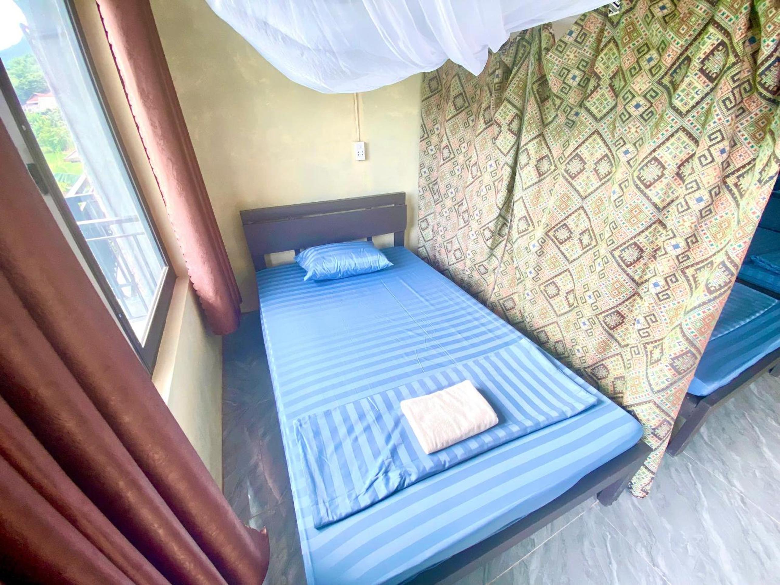 Single Bed in 6-Bed Dormitory Room