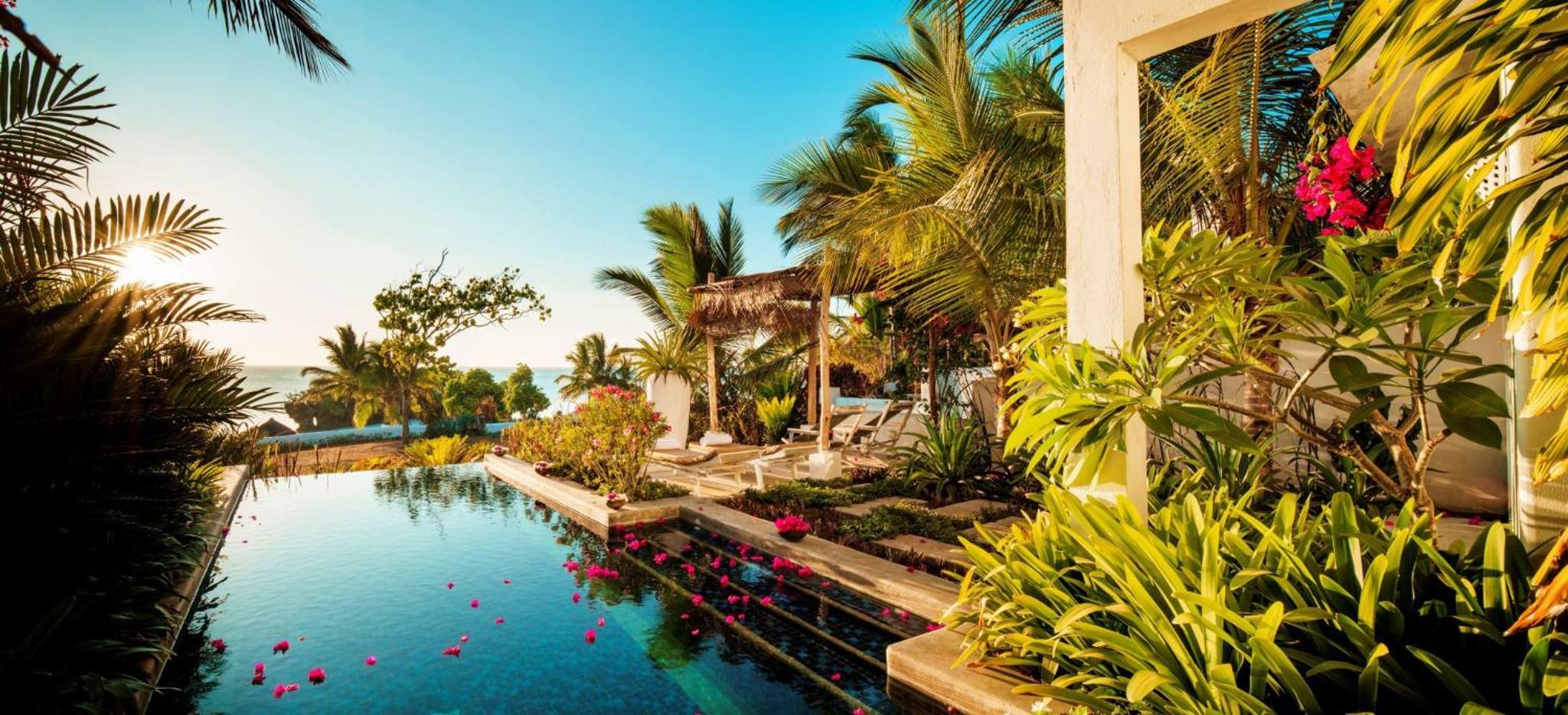 Ambassador Beach Villa - Photo 14