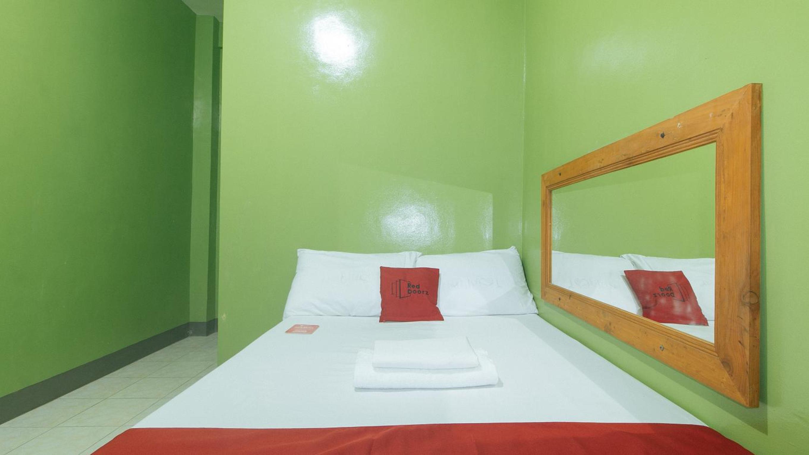 Deluxe Room - Photo 1