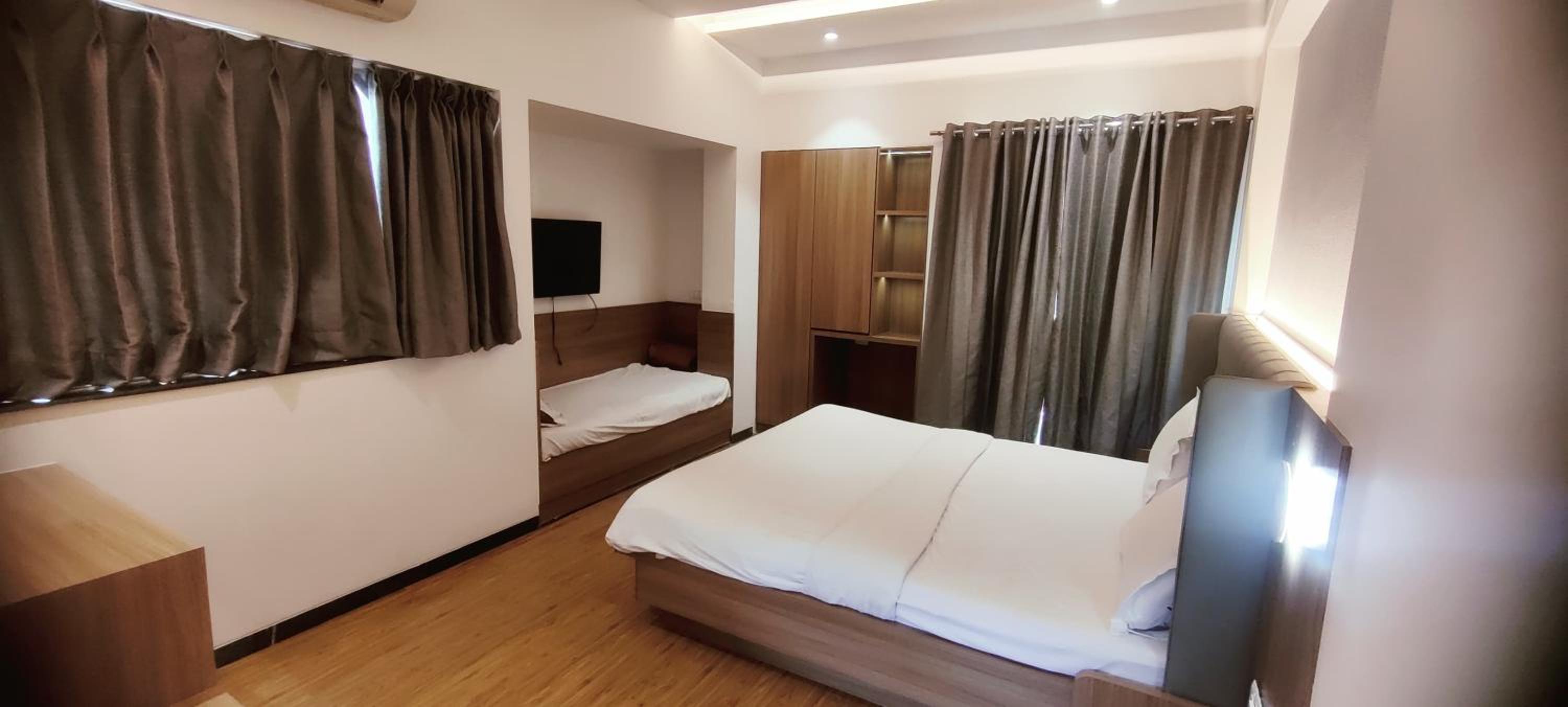 Deluxe Double Room - Photo 3