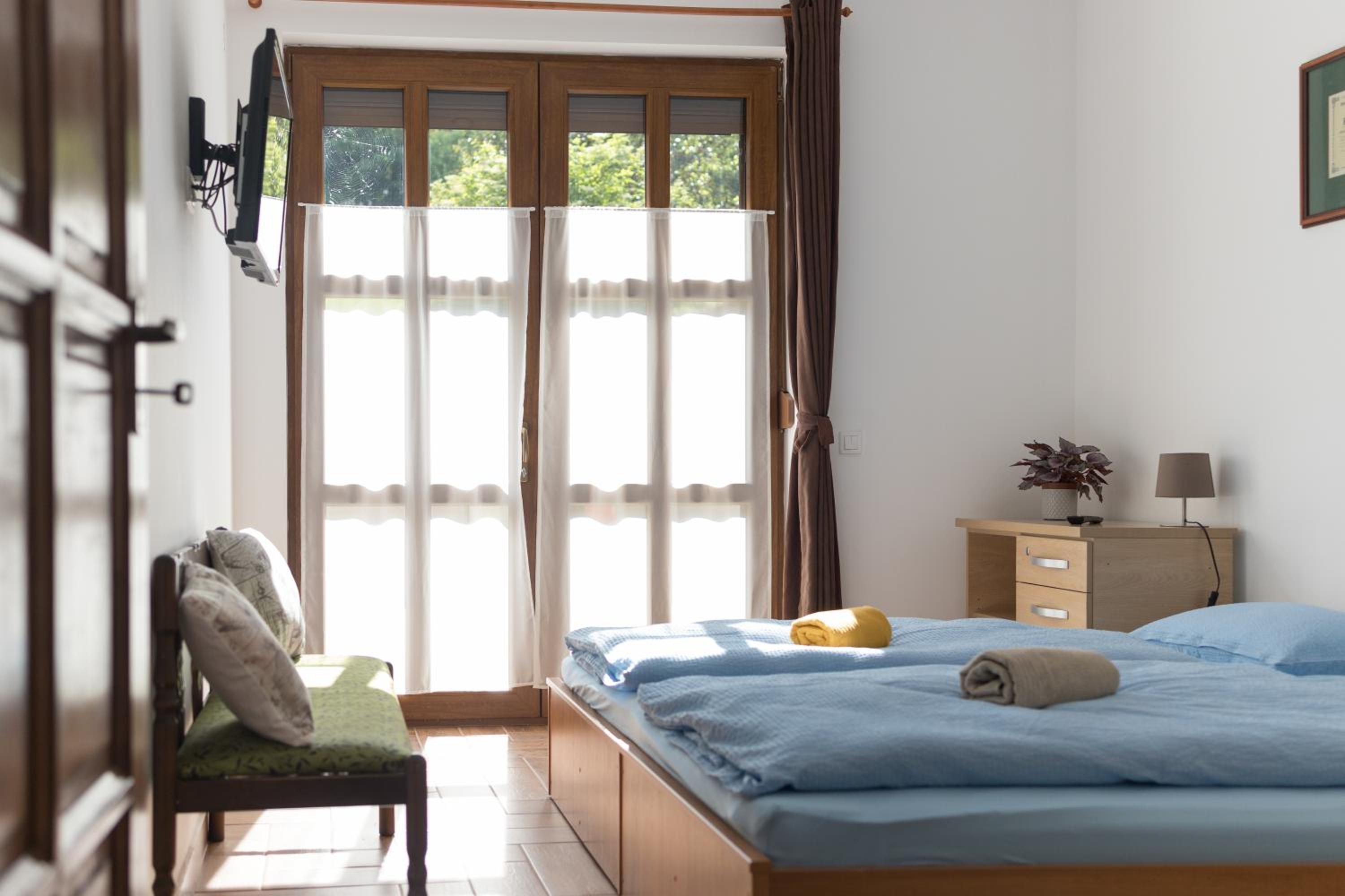 Two-Bedroom Family Apartment - Photo 6