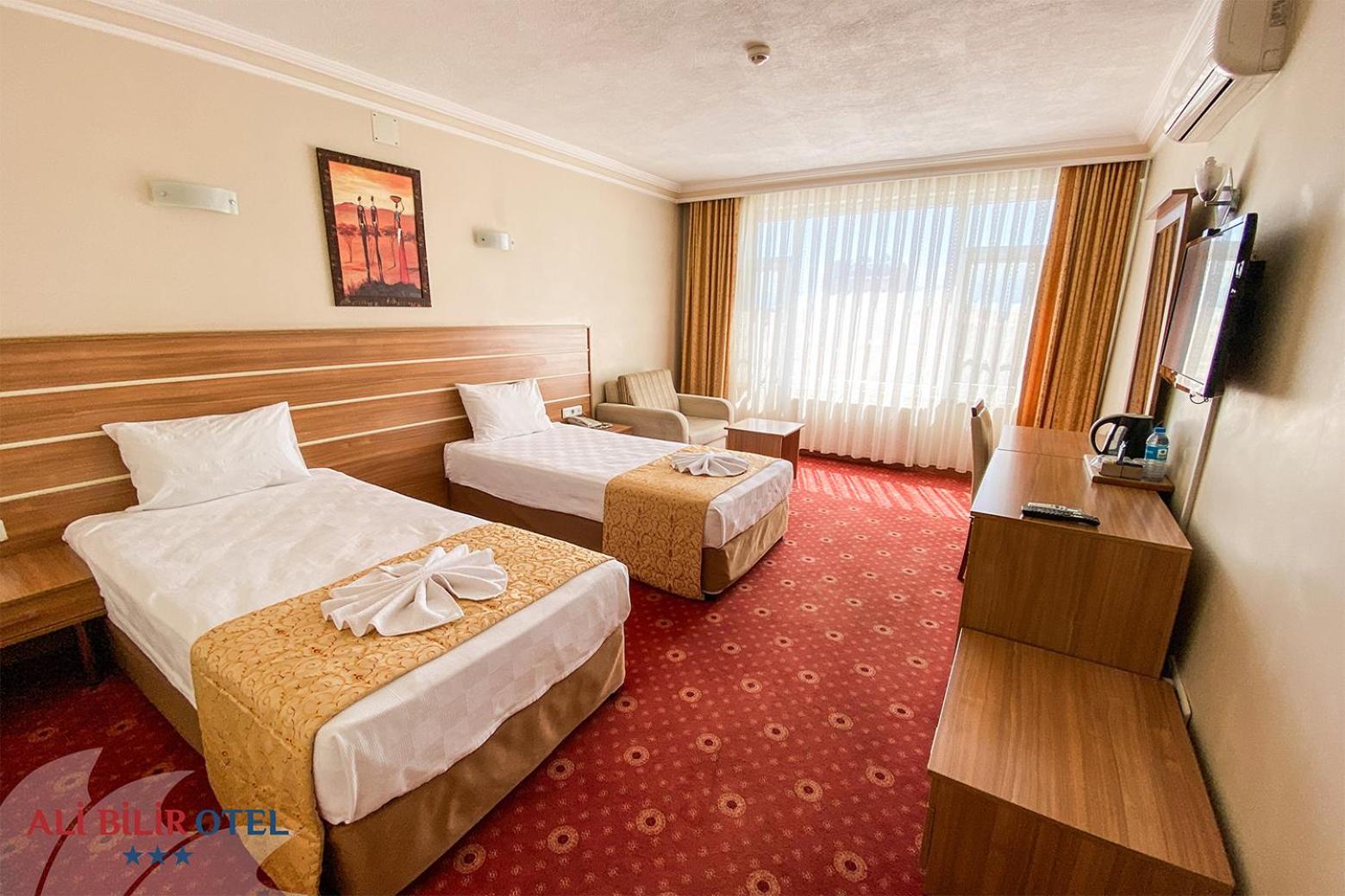 Standard Twin Room photo 3