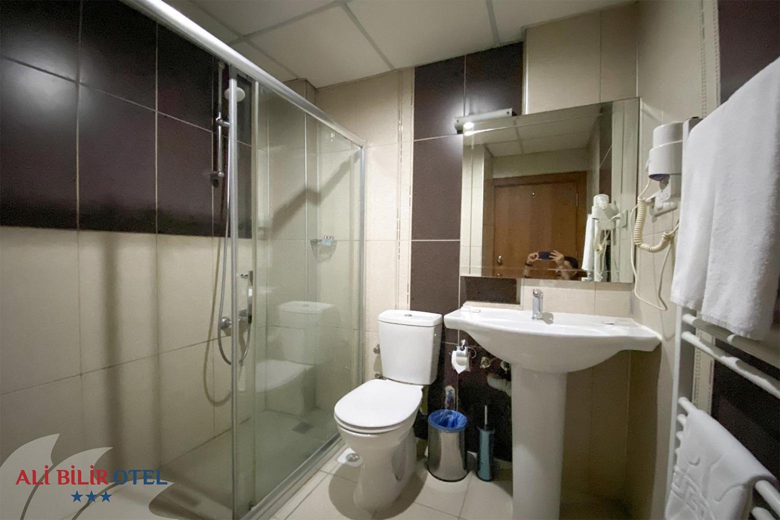 Standard Twin Room photo 2