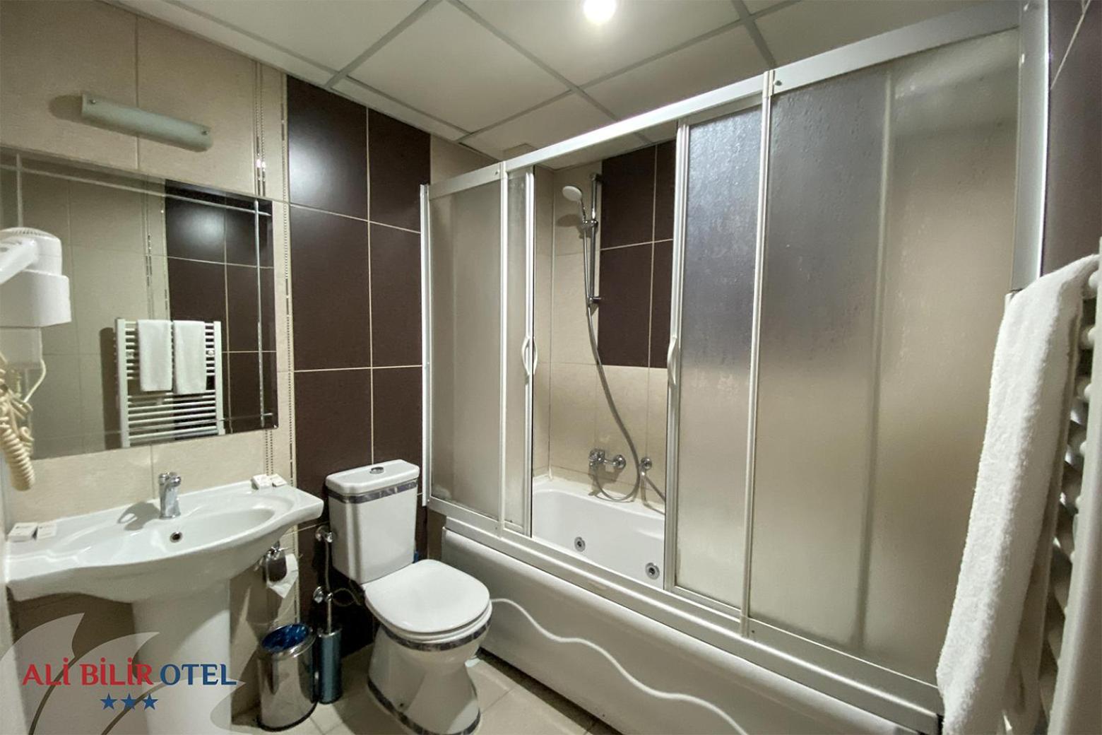 Suite (2 Adults + 2 Children) photo 3