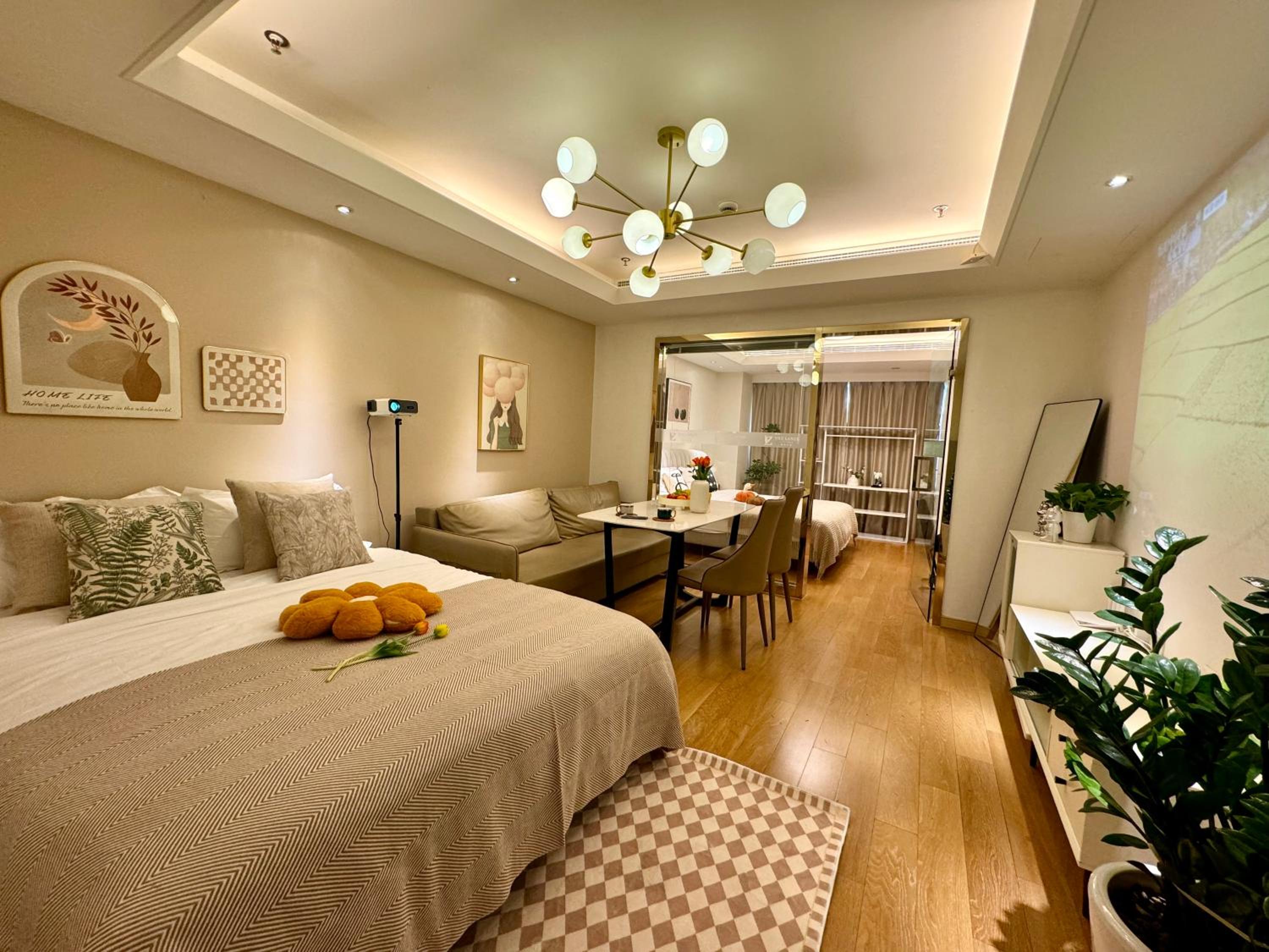 One-Bedroom Deluxe Apartment