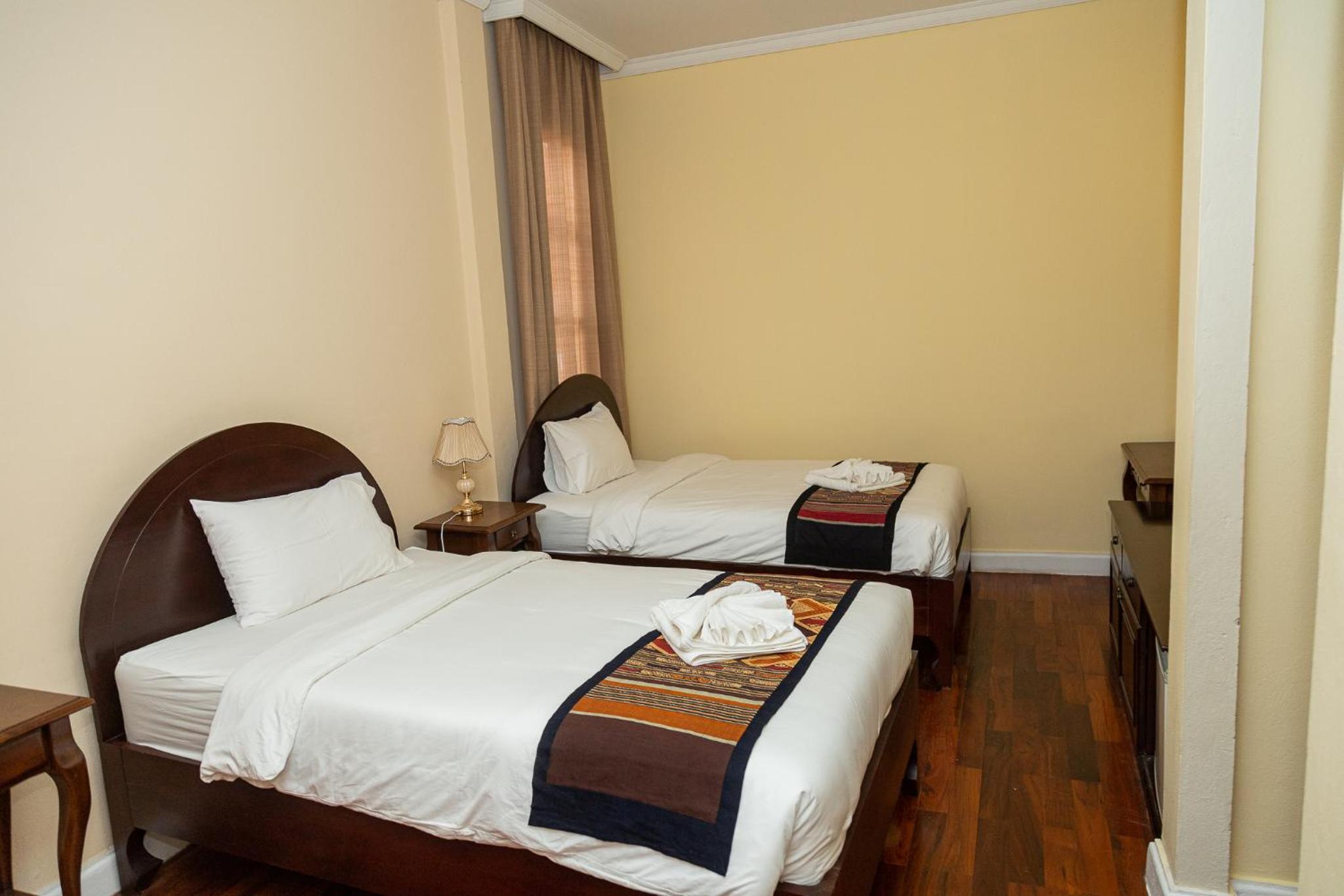 Standard Twin Room photo 2