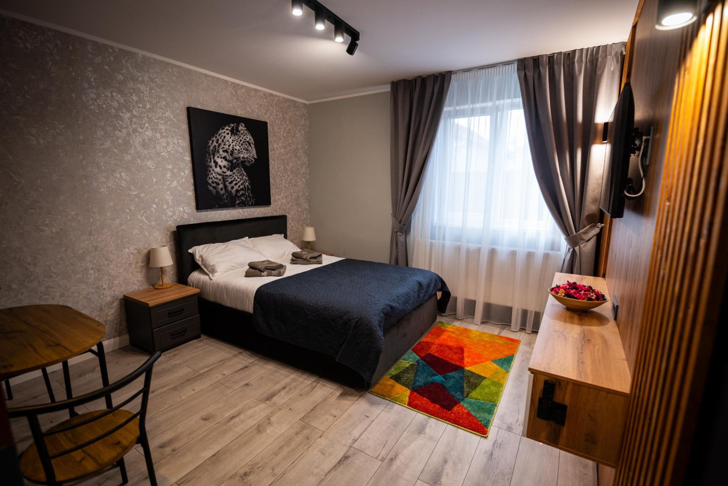 Double Room with Private Bathroom photo 1