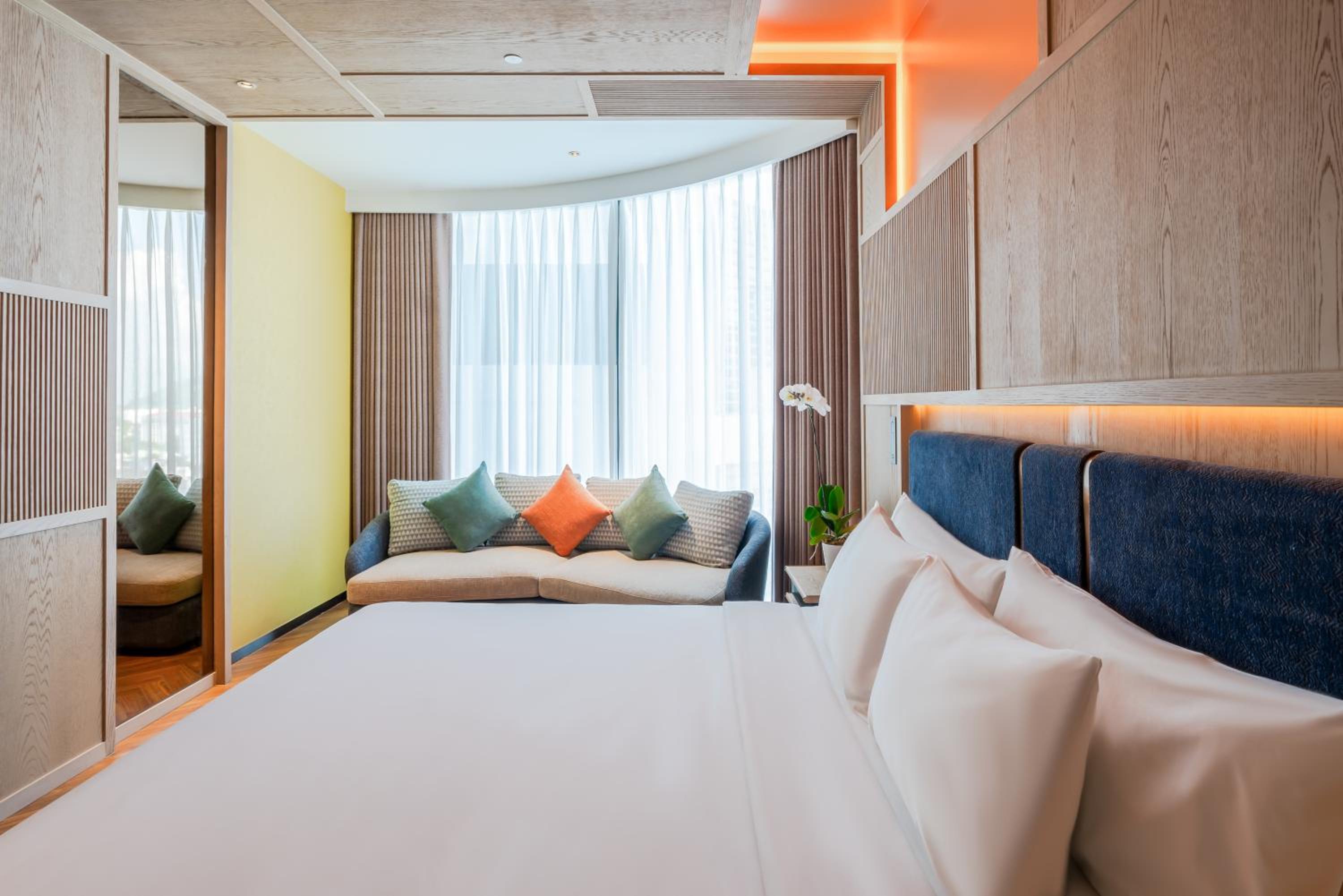 Superior King Room