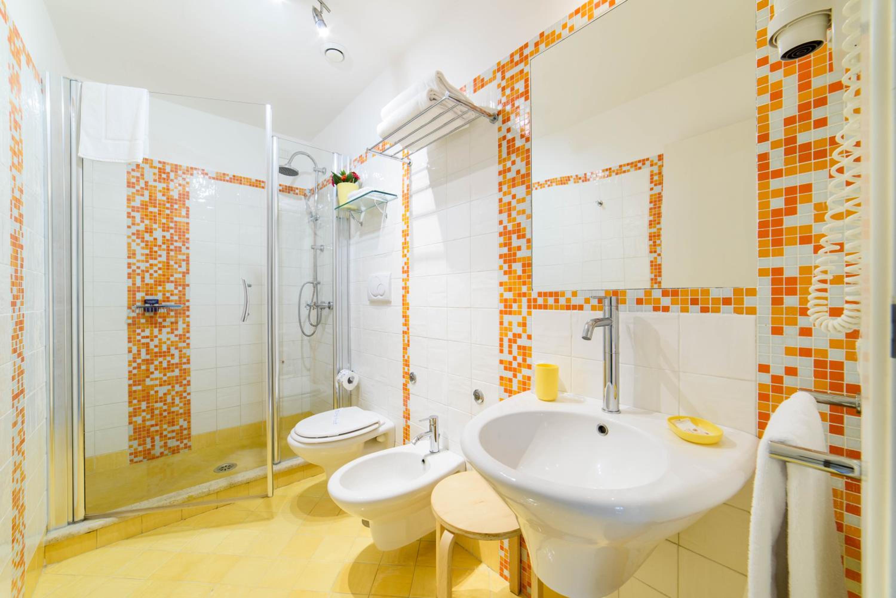 Triple Room - Photo 5