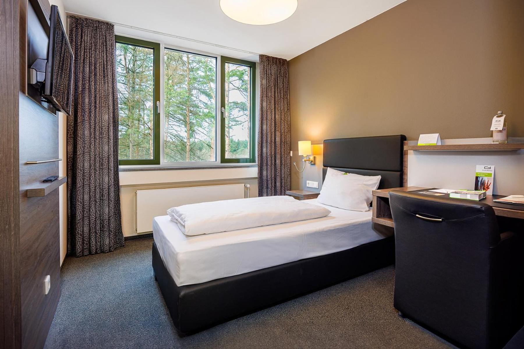 Standard Single Room photo 2