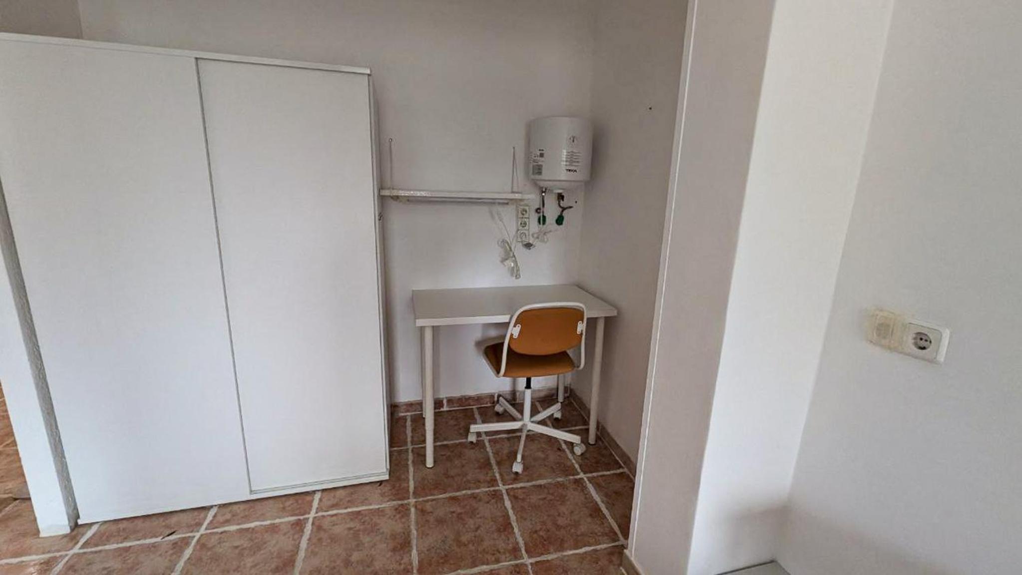 Apartment with Terrace photo 3