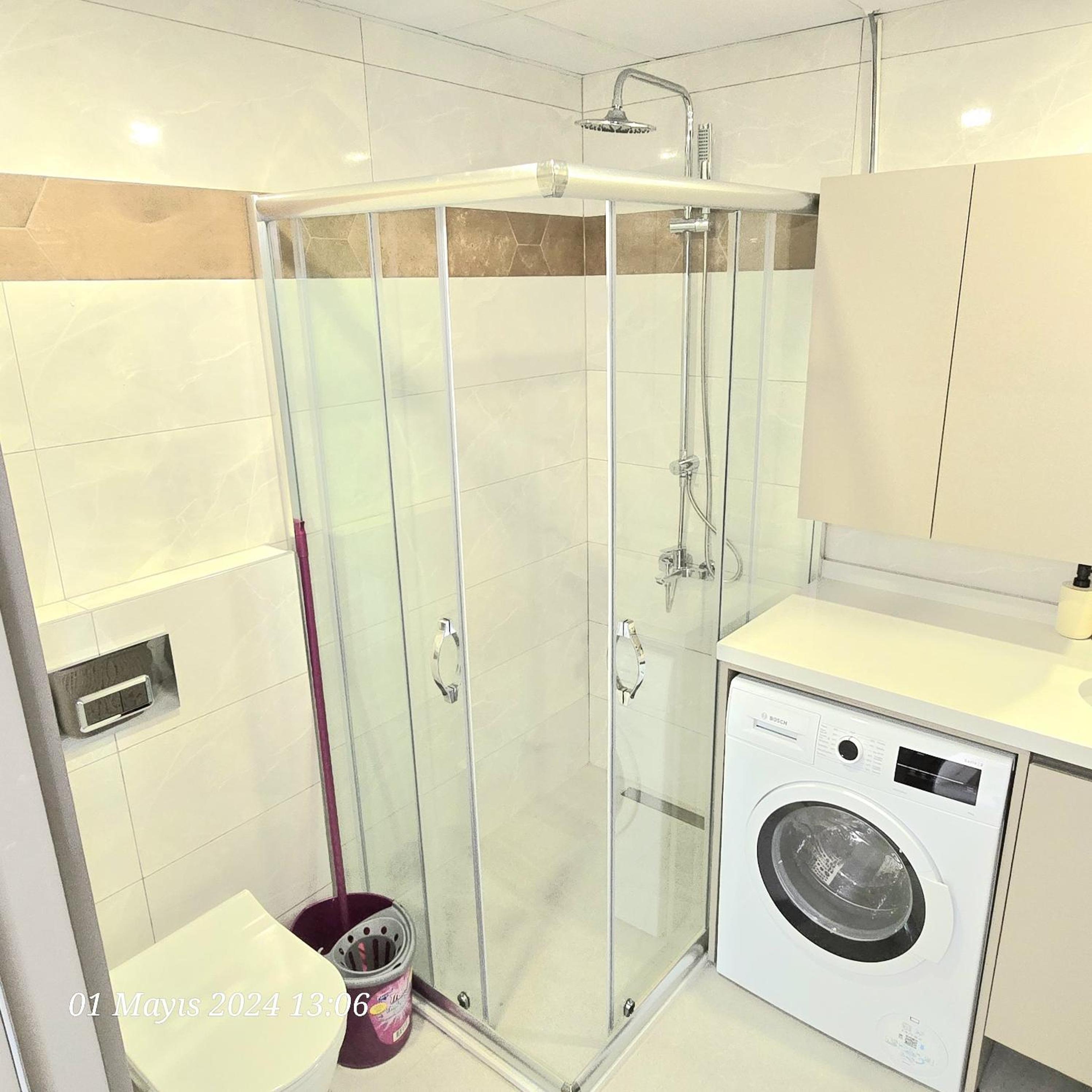 Deluxe Triple Room thumbnail 6