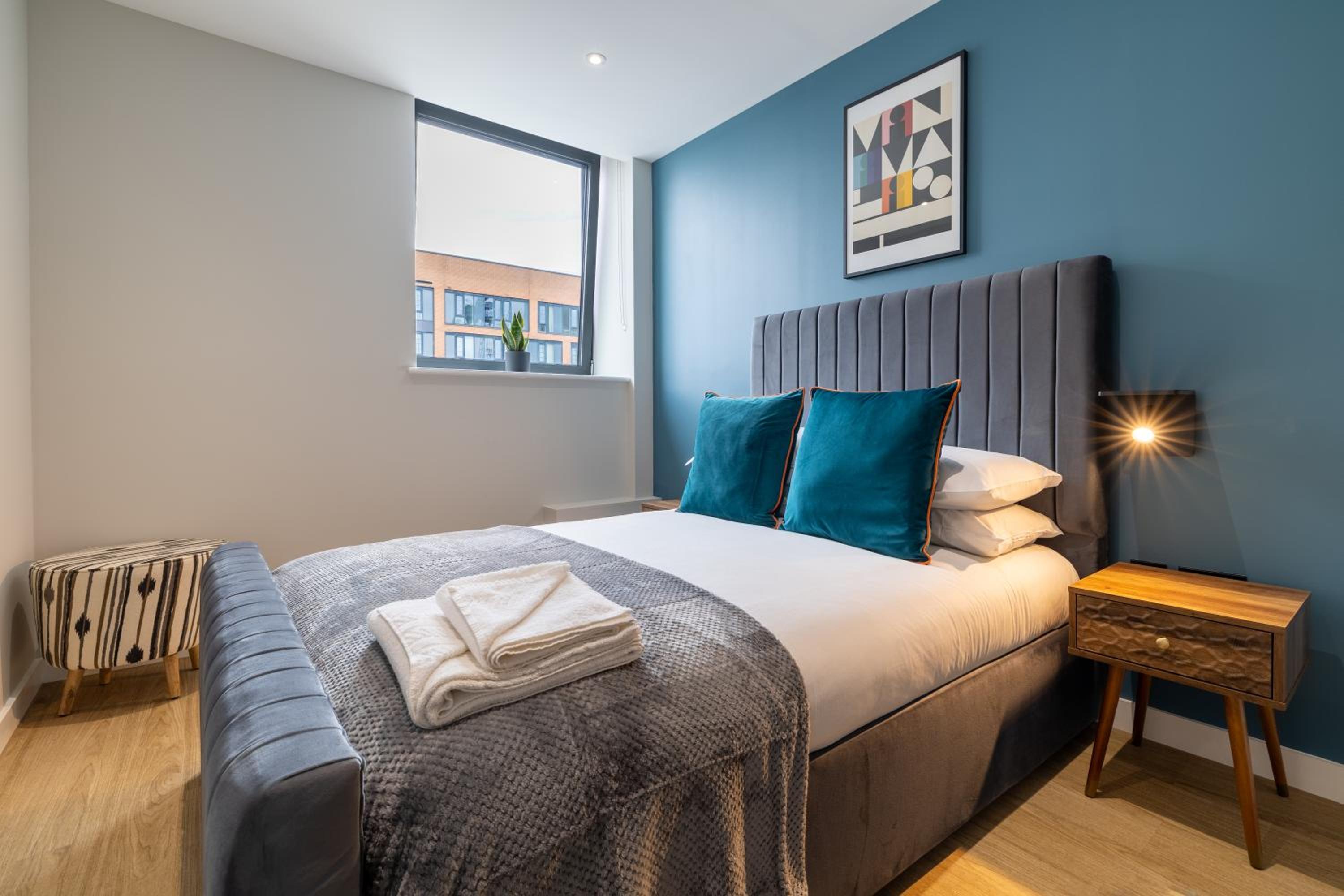 Classic Penthouse One-Bedroom Apartment
