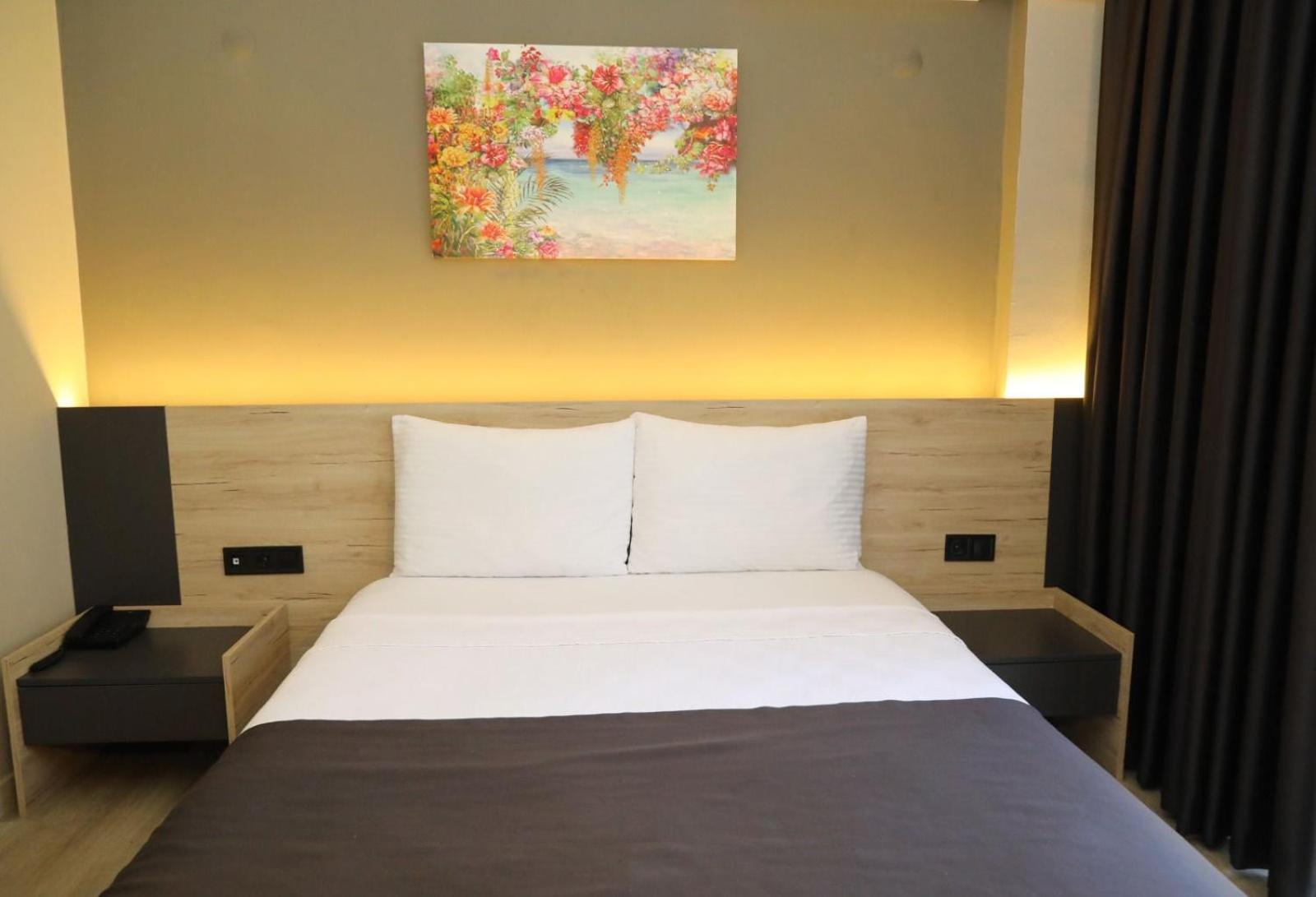 Deluxe Double Room - Photo 7