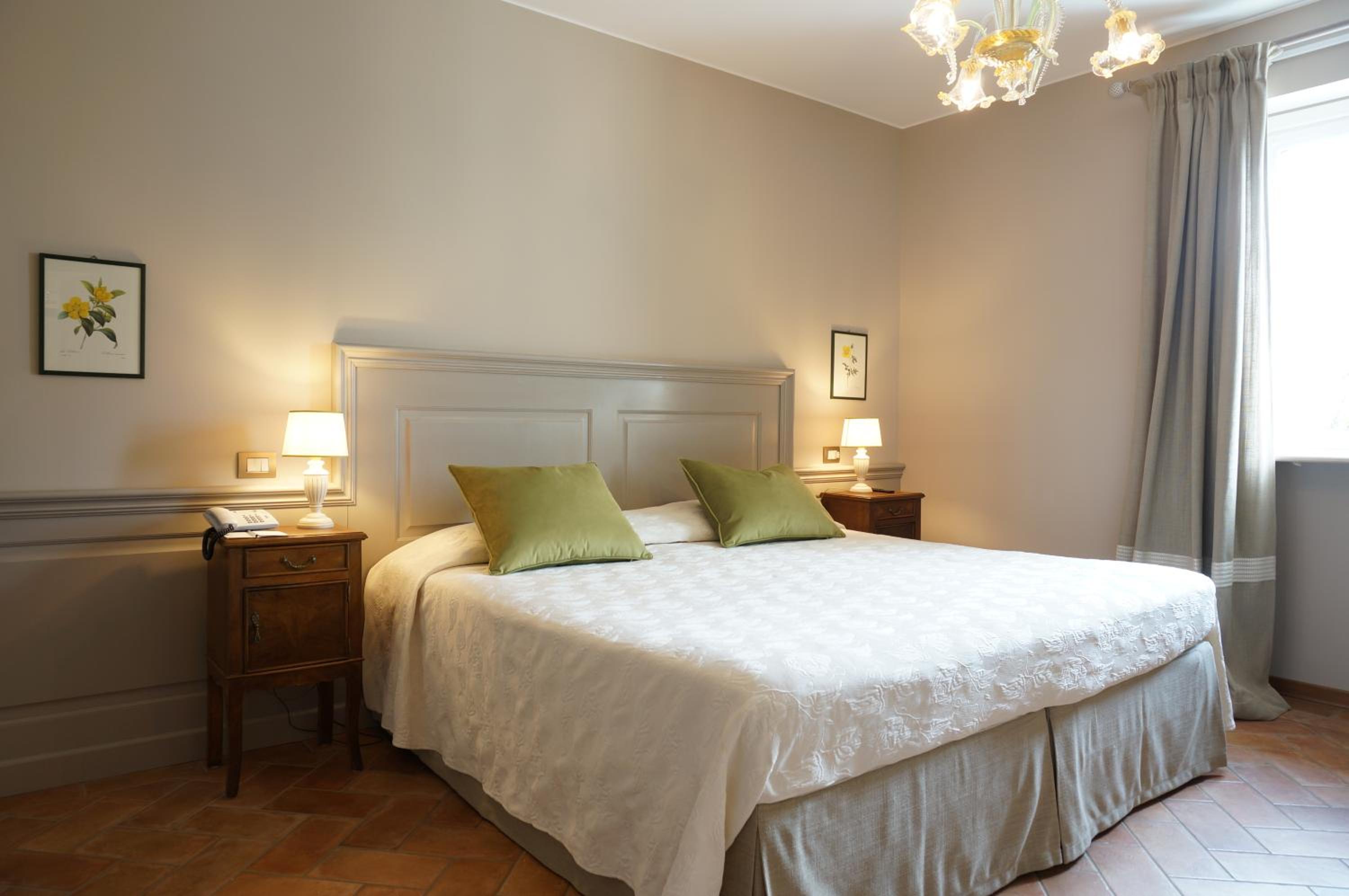 Suite - Photo 4