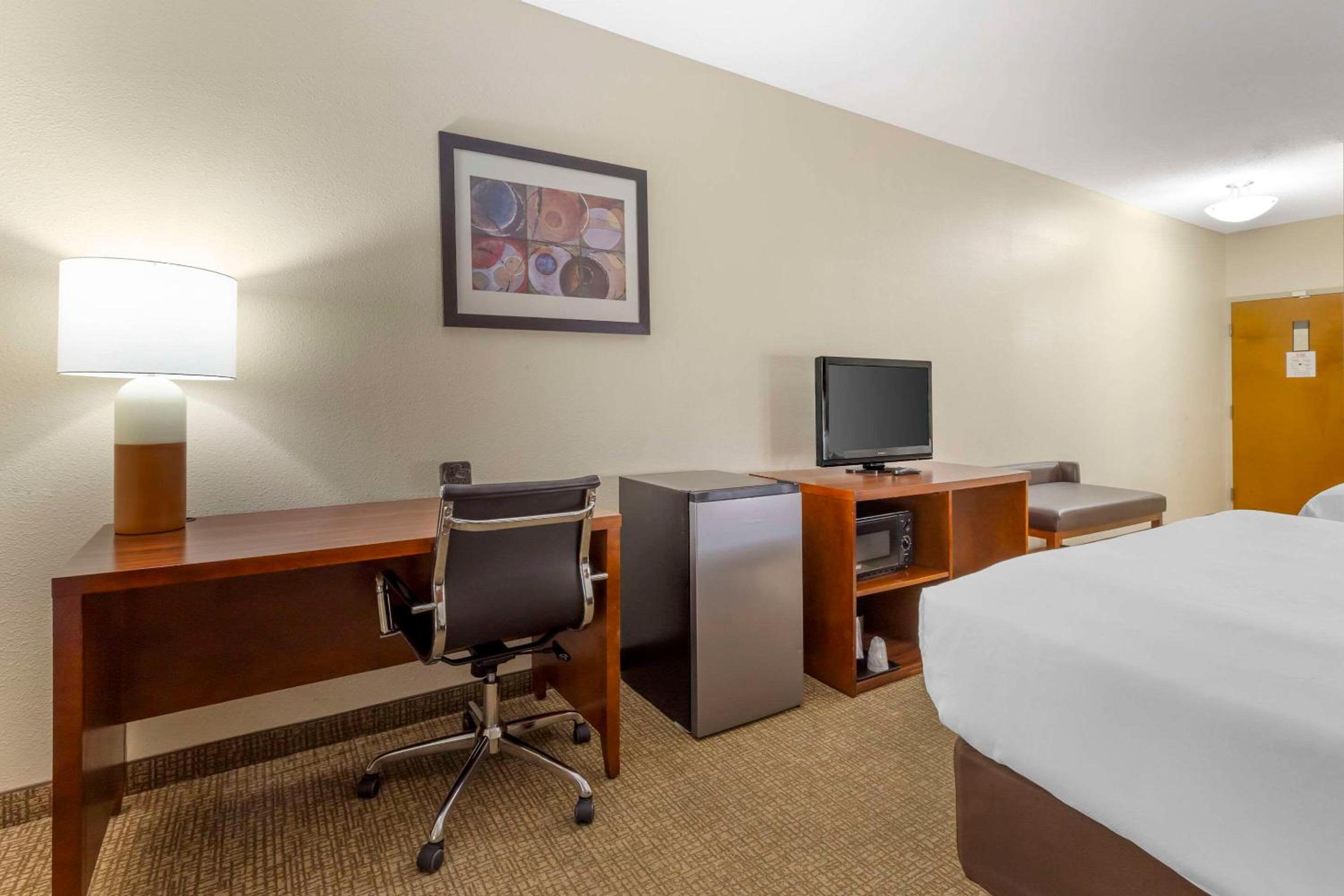 Standard Room 2 Queen Beds Non Smoking photo 3
