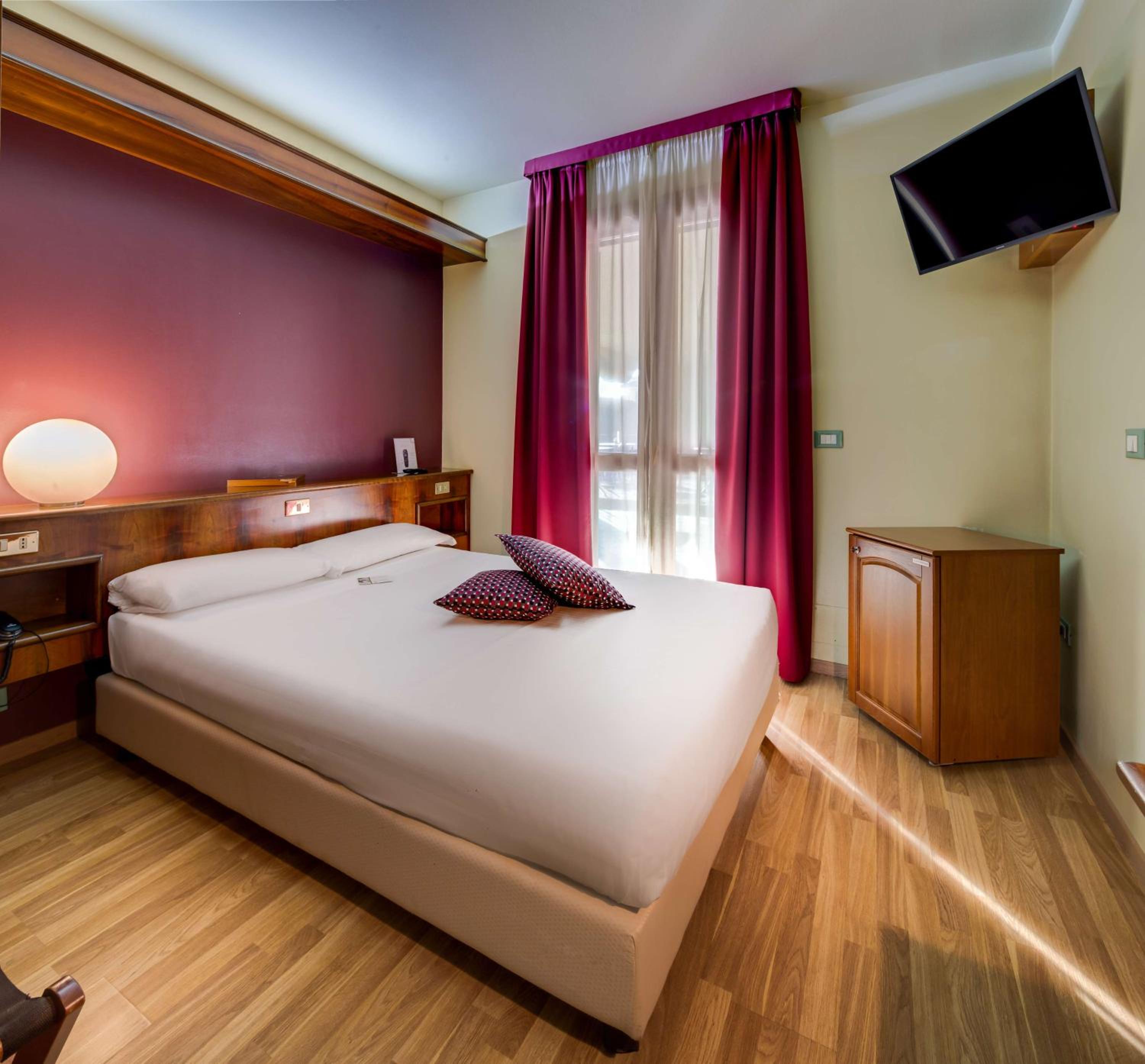 Small Double Room photo 3