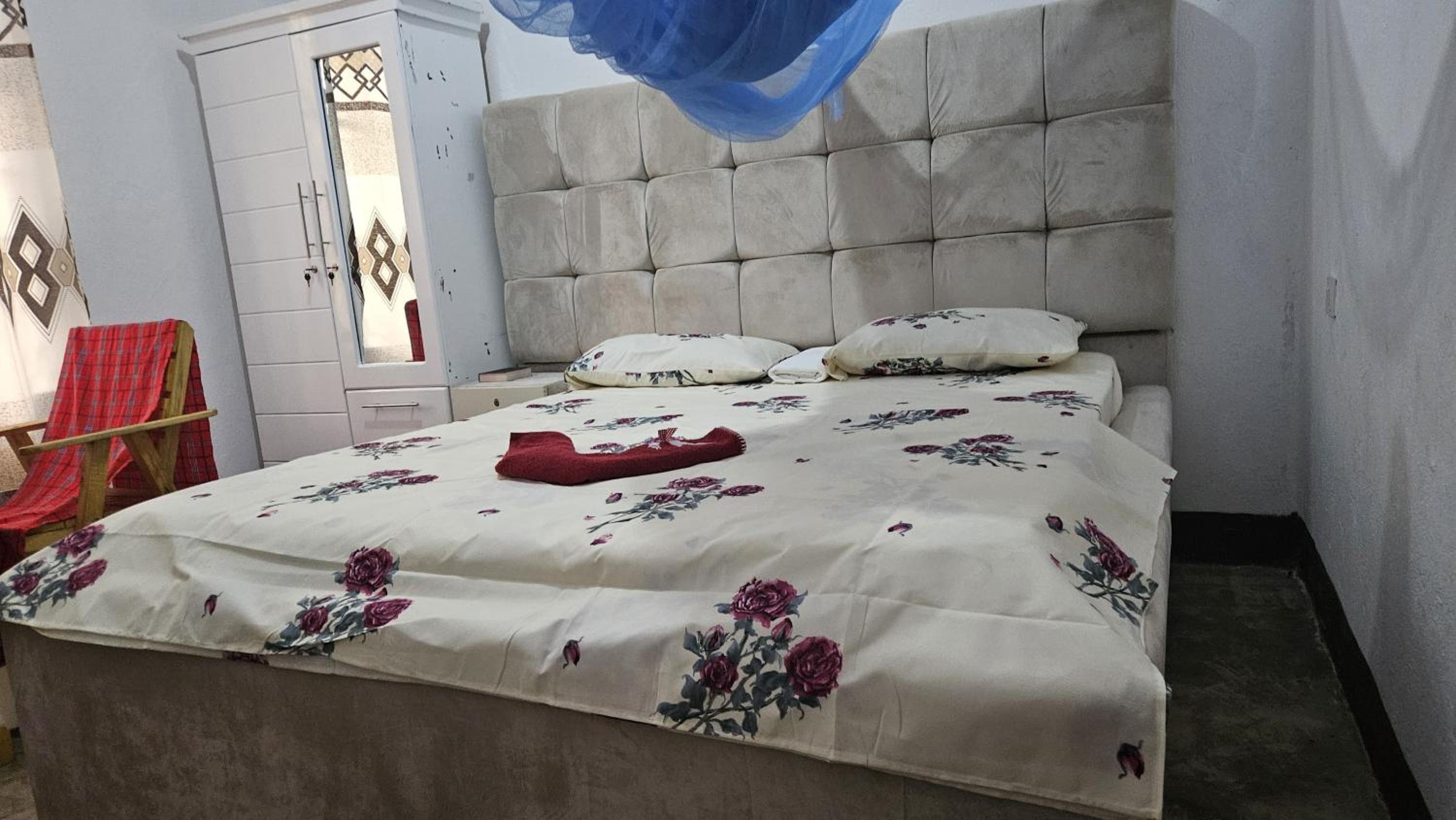Deluxe King Room photo 1