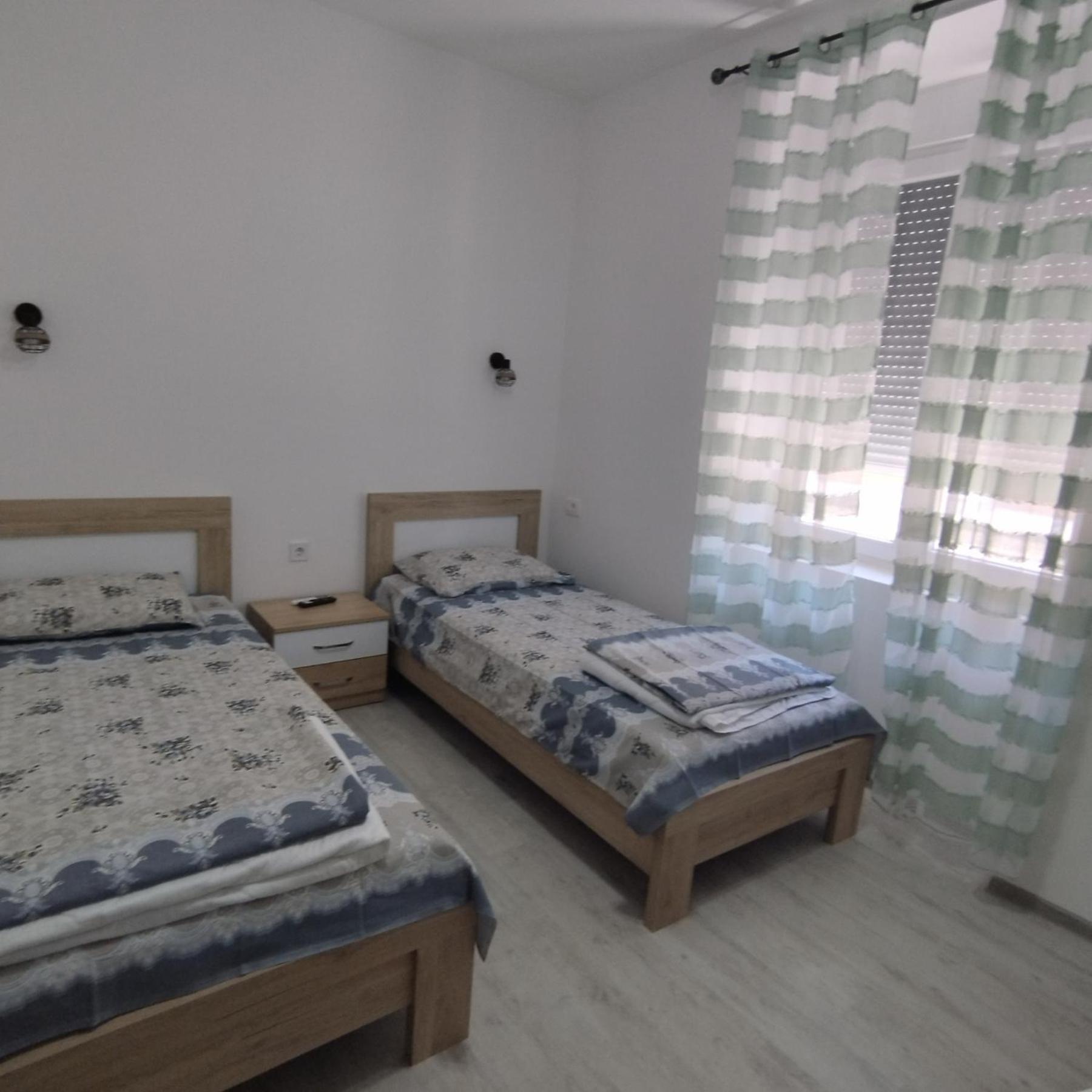 Twin Room with Bathroom photo 3
