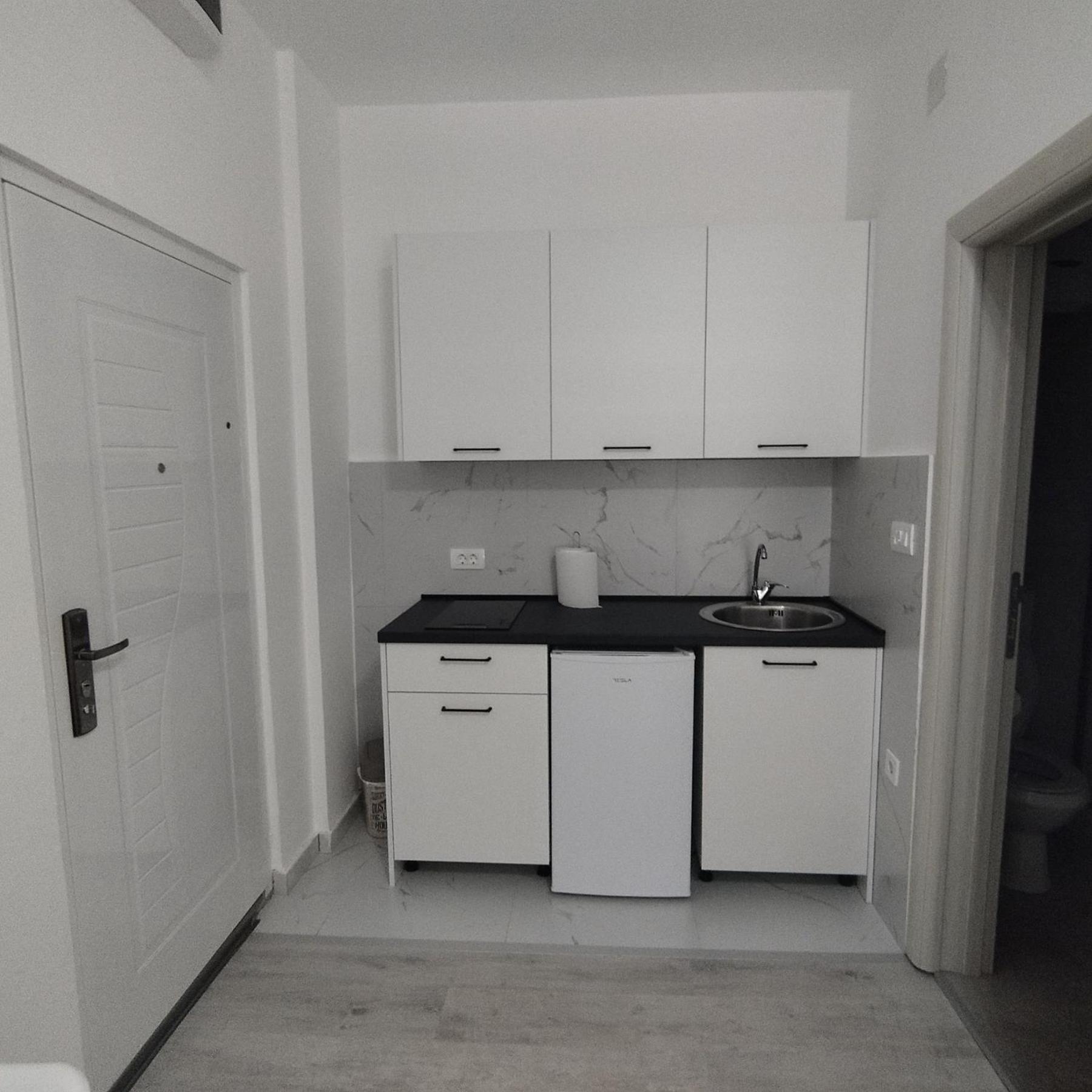 Twin Room with Bathroom photo 2