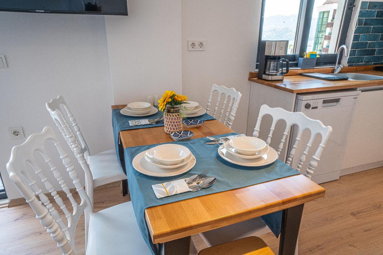Apartment with Sea View photo 2