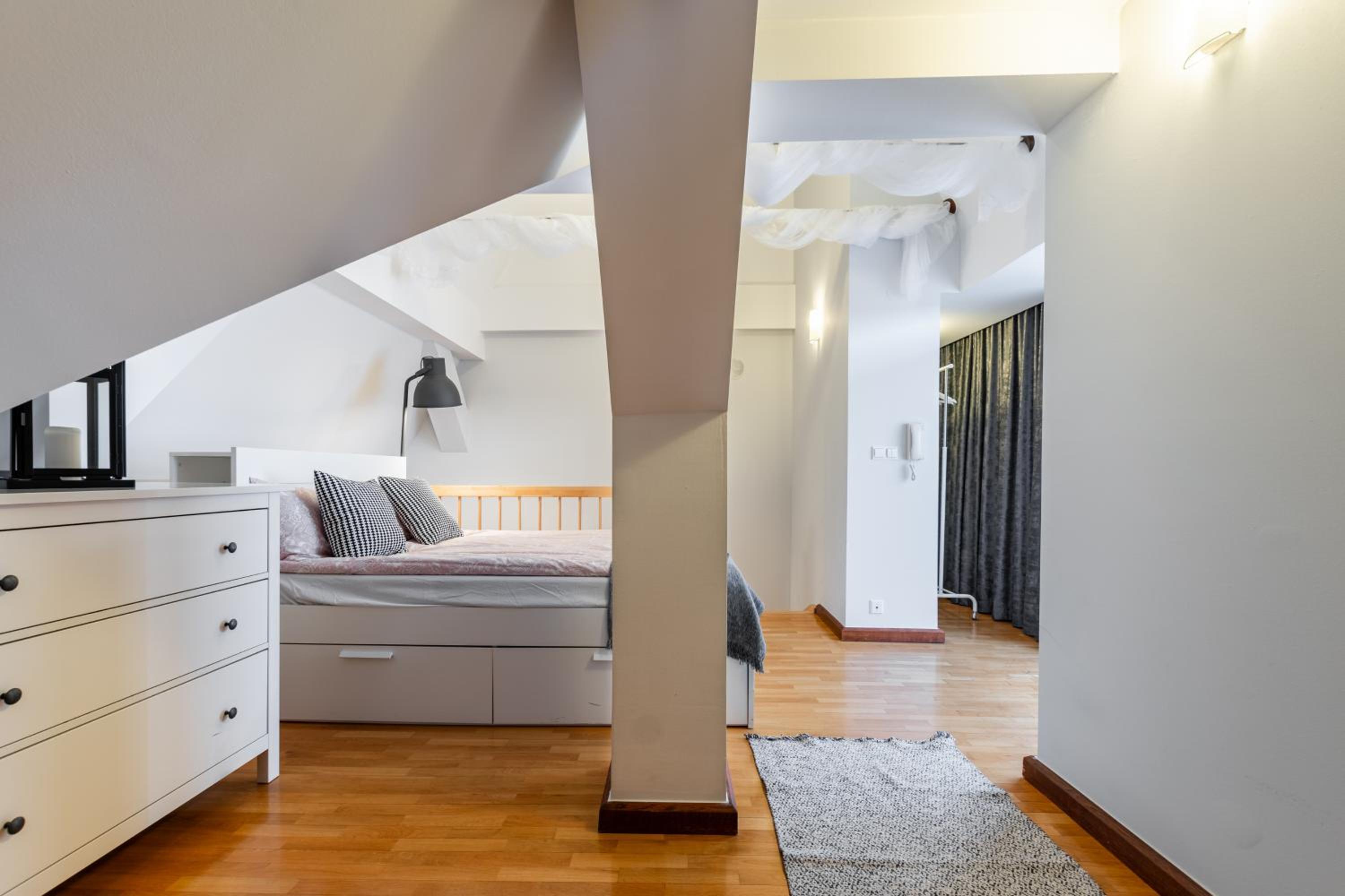 Apartment - Photo 4