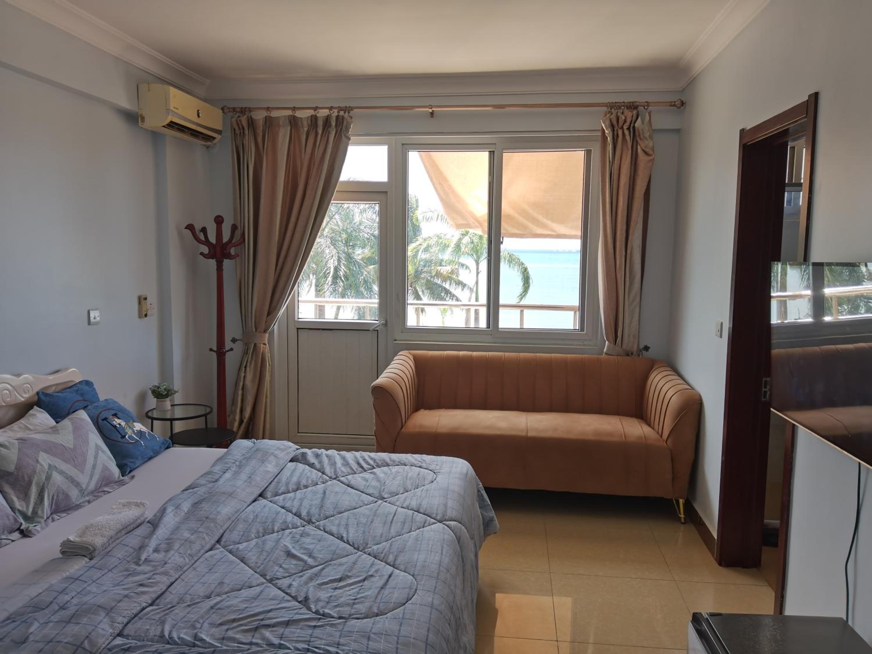 Deluxe Double Room With Balcony And Sea View