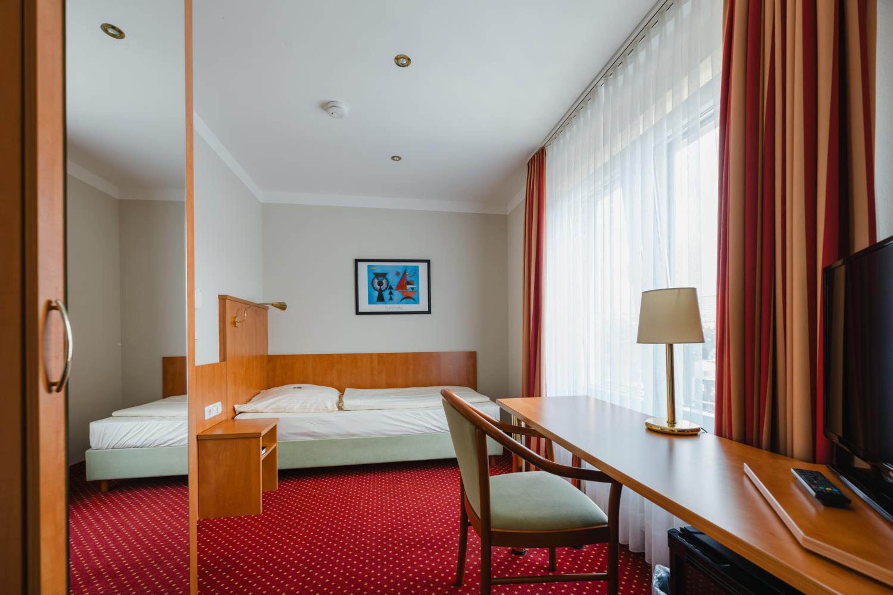 Single Room with Garden View photo 1