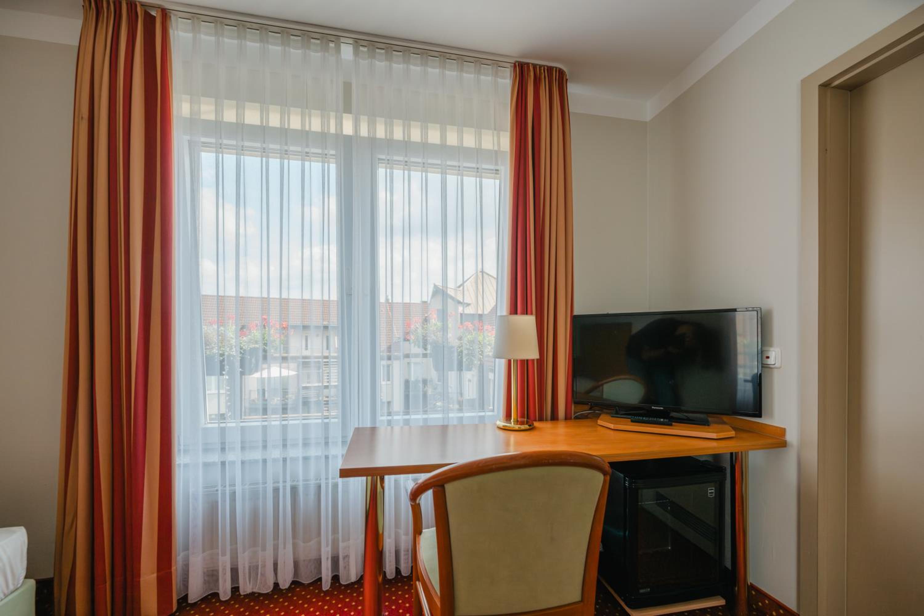 Single Room with Garden View photo 2