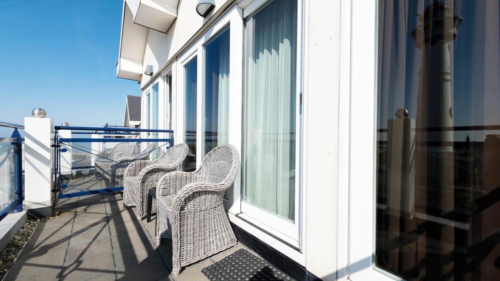Twin Room with Sea View photo 2