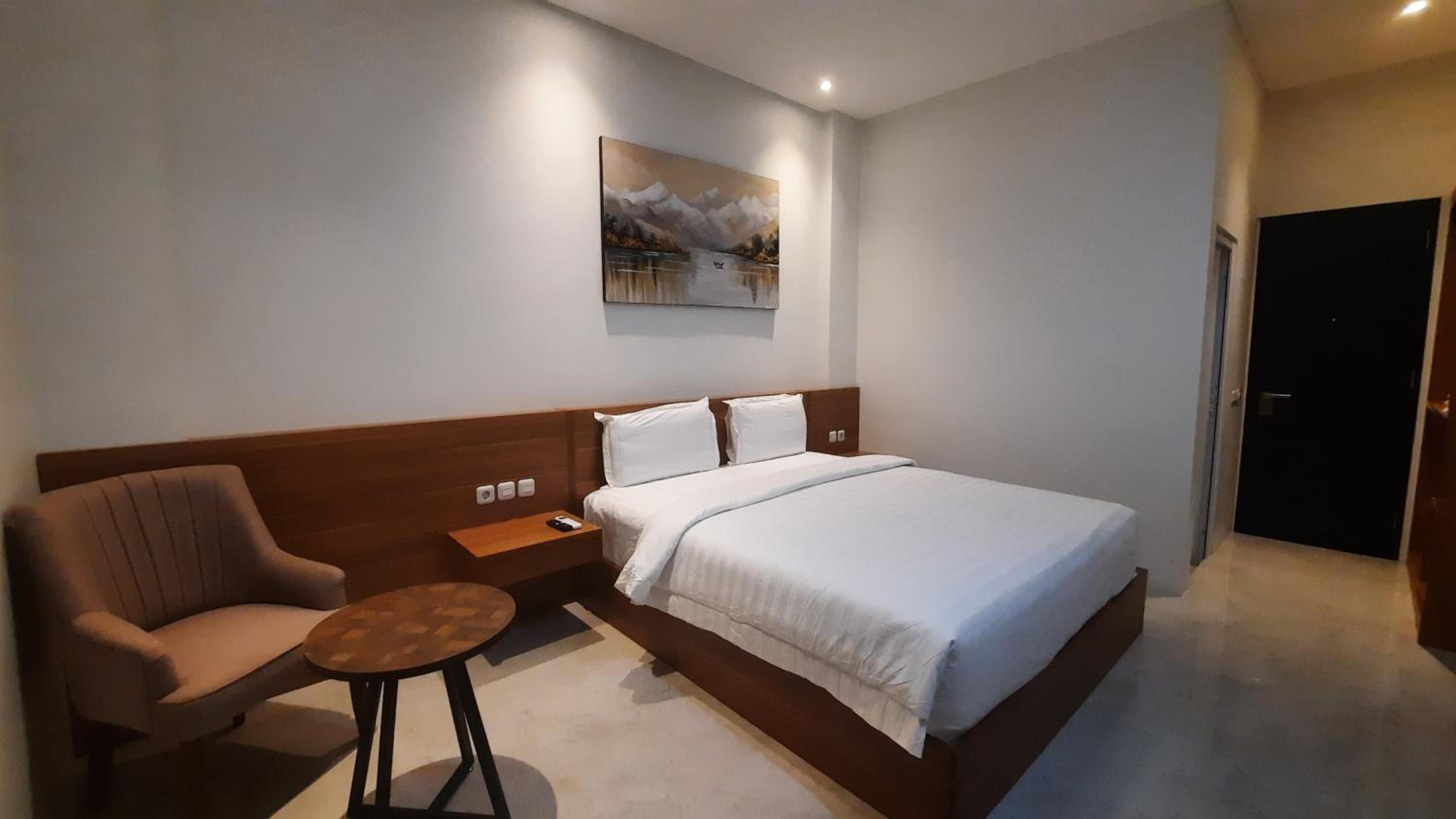 Deluxe Double Room with Balcony