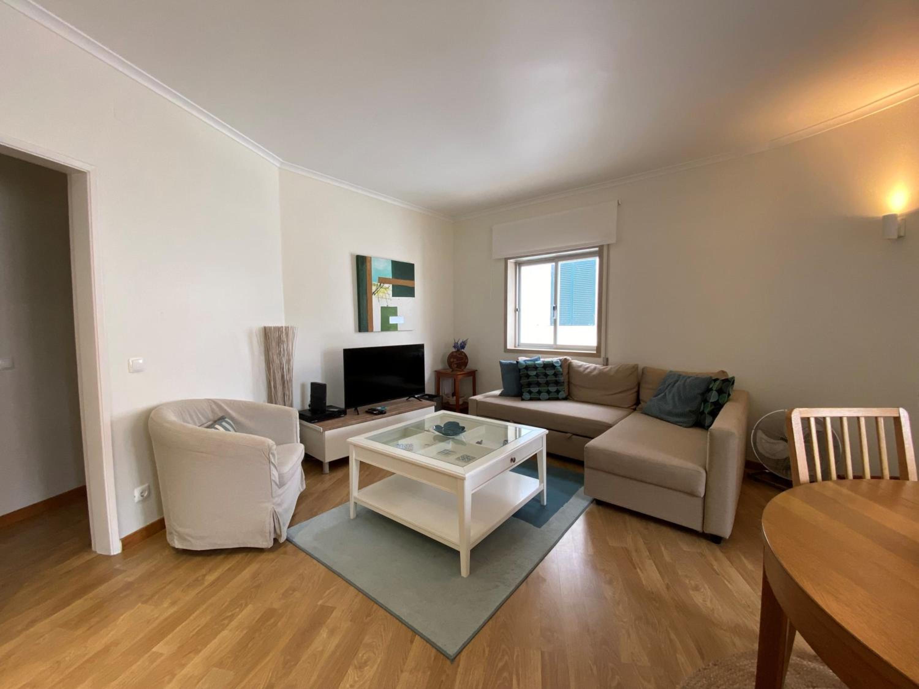 One-Bedroom Apartment photo 3