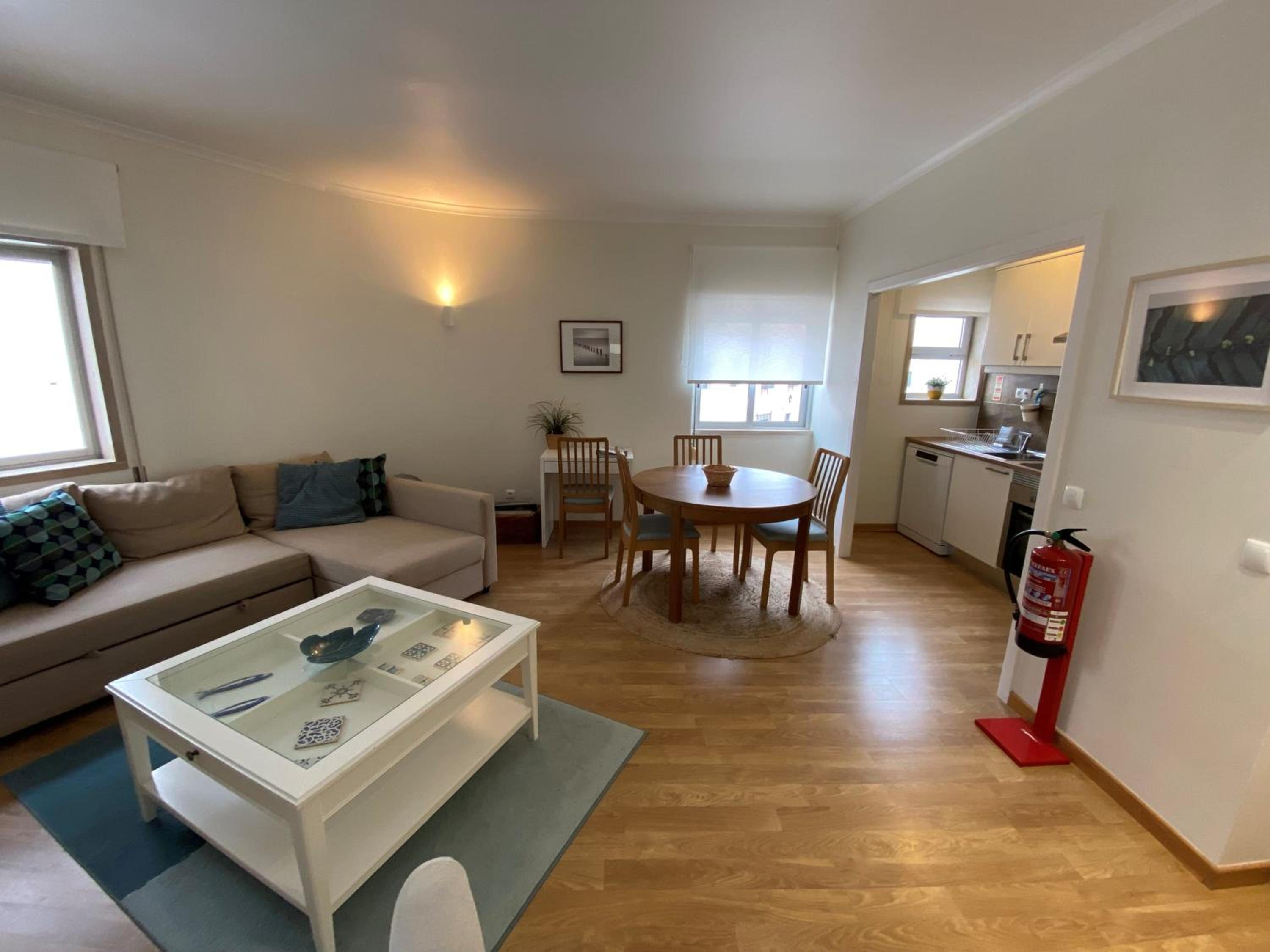 One-Bedroom Apartment photo 2