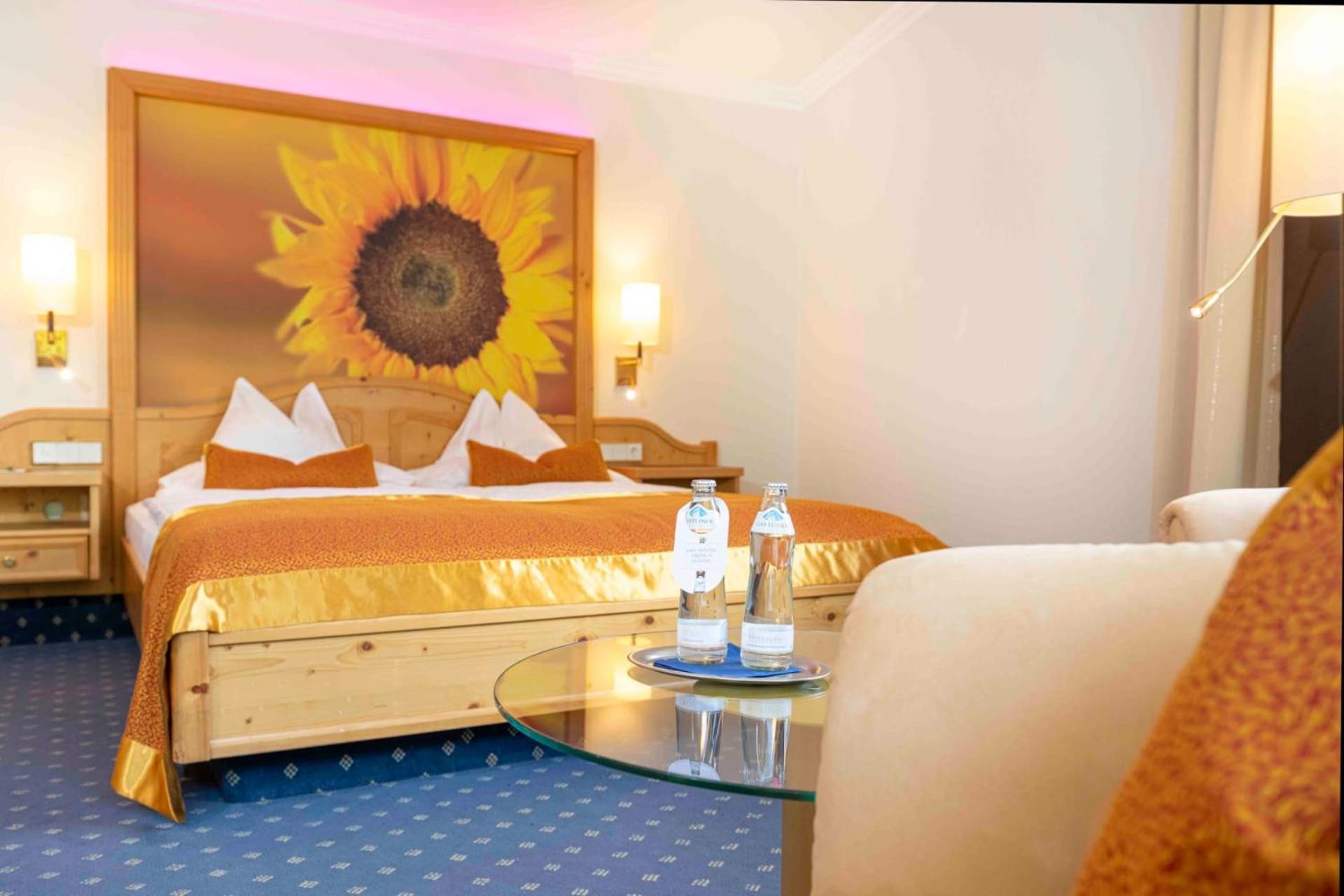 Deluxe Double Room with Balcony photo 2